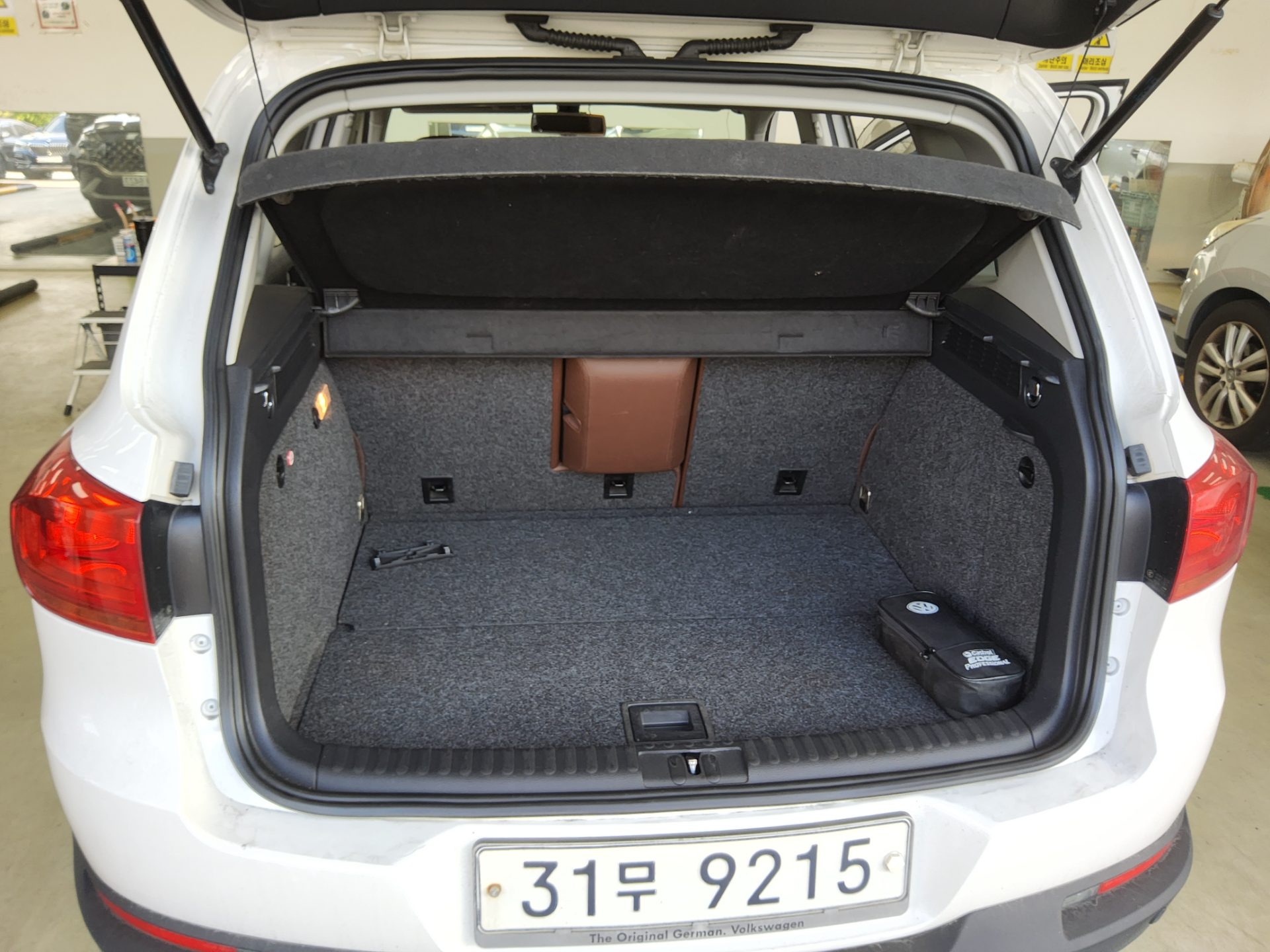 VOLKSWAGEN TIGUAN 2.0 TDI BLUEMOTION COMFORT 2014 - zdjęcie 15
