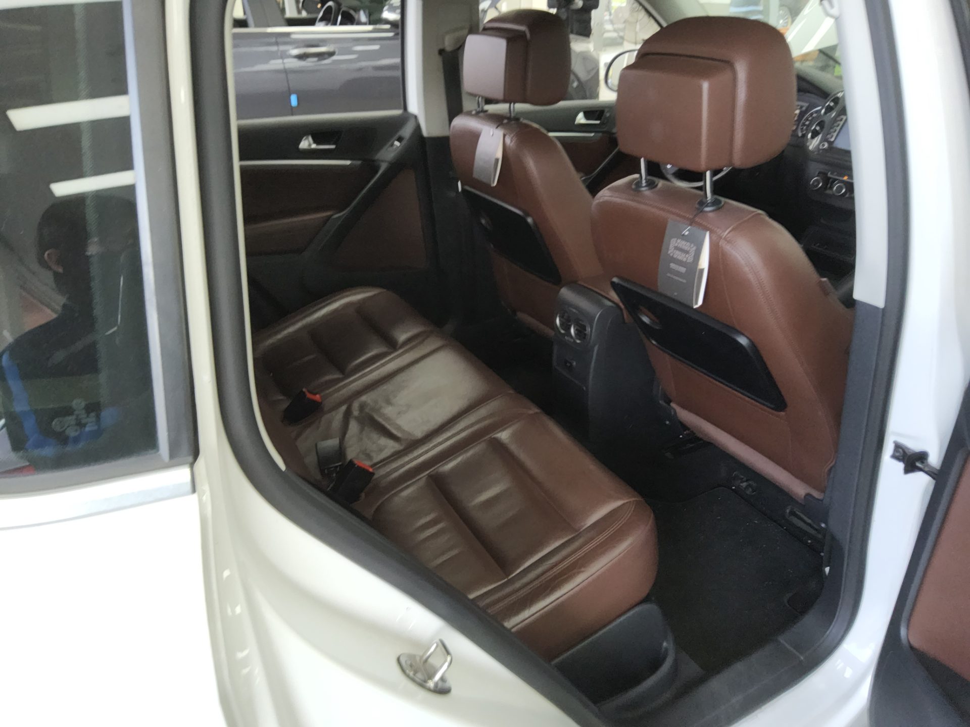 VOLKSWAGEN TIGUAN 2.0 TDI BLUEMOTION COMFORT 2014 - zdjęcie 13
