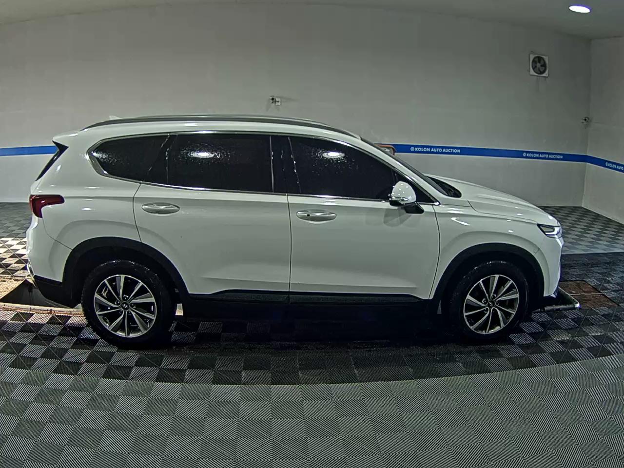 HYUNDAI SANTA FE (TM) R2.2 2WD EXCLUSIVE 2019 - zdjęcie 4