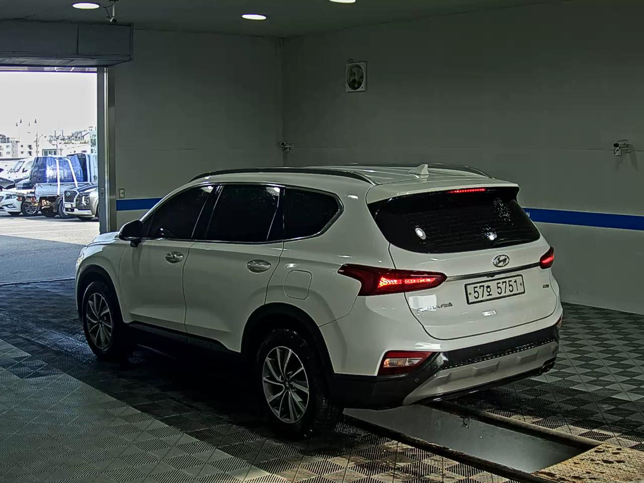 HYUNDAI SANTA FE (TM) R2.2 2WD EXCLUSIVE 2019 - zdjęcie 6