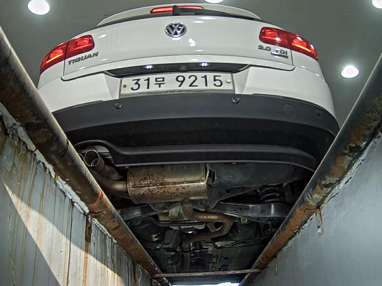 VOLKSWAGEN TIGUAN 2.0 TDI BLUEMOTION COMFORT 2014 - zdjęcie 8