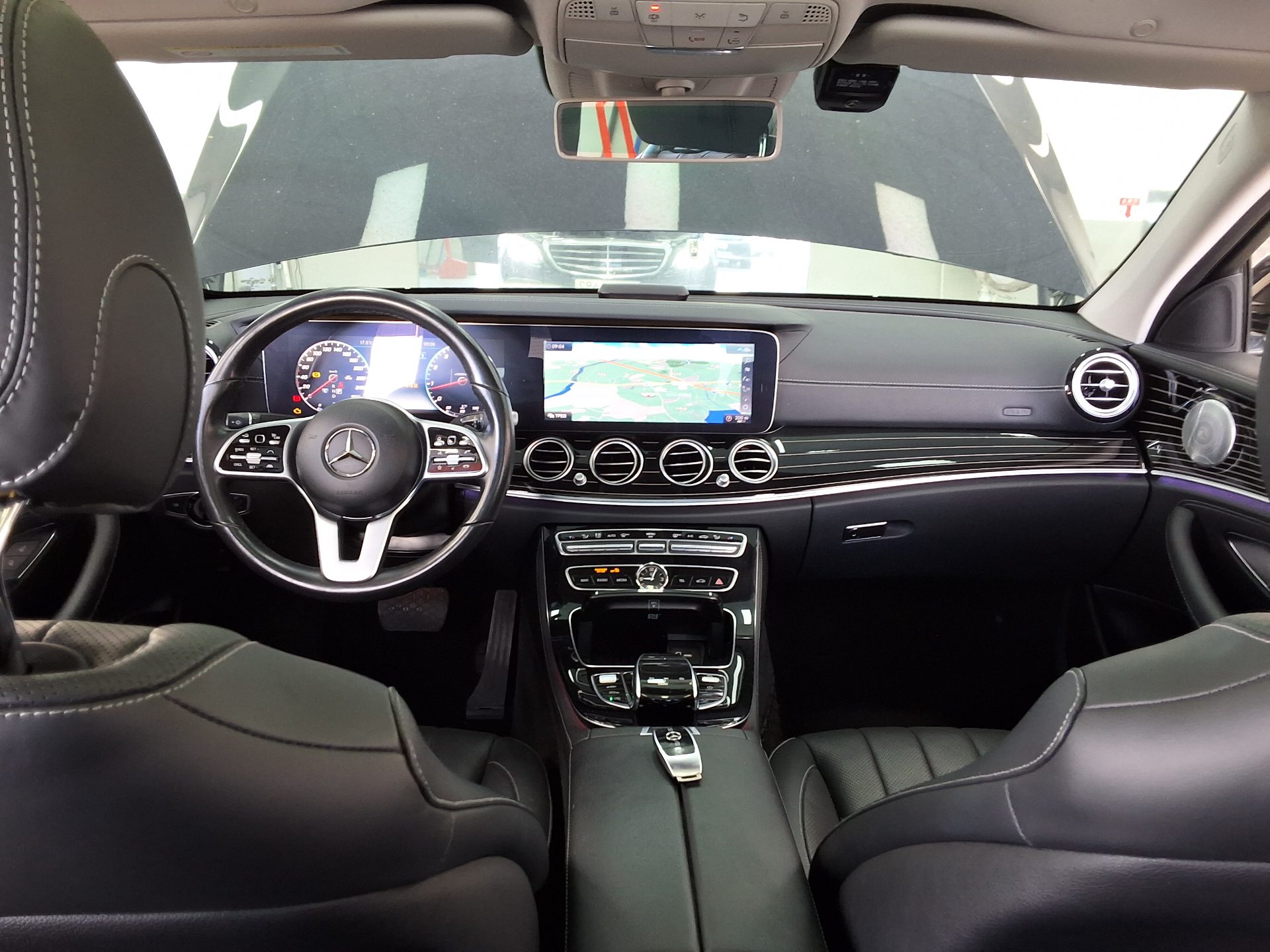 MERCEDES-BENZ E-CLASS (5TH GEN) E450 4MATIC EXCLUSIVE 2020 - zdjęcie 11