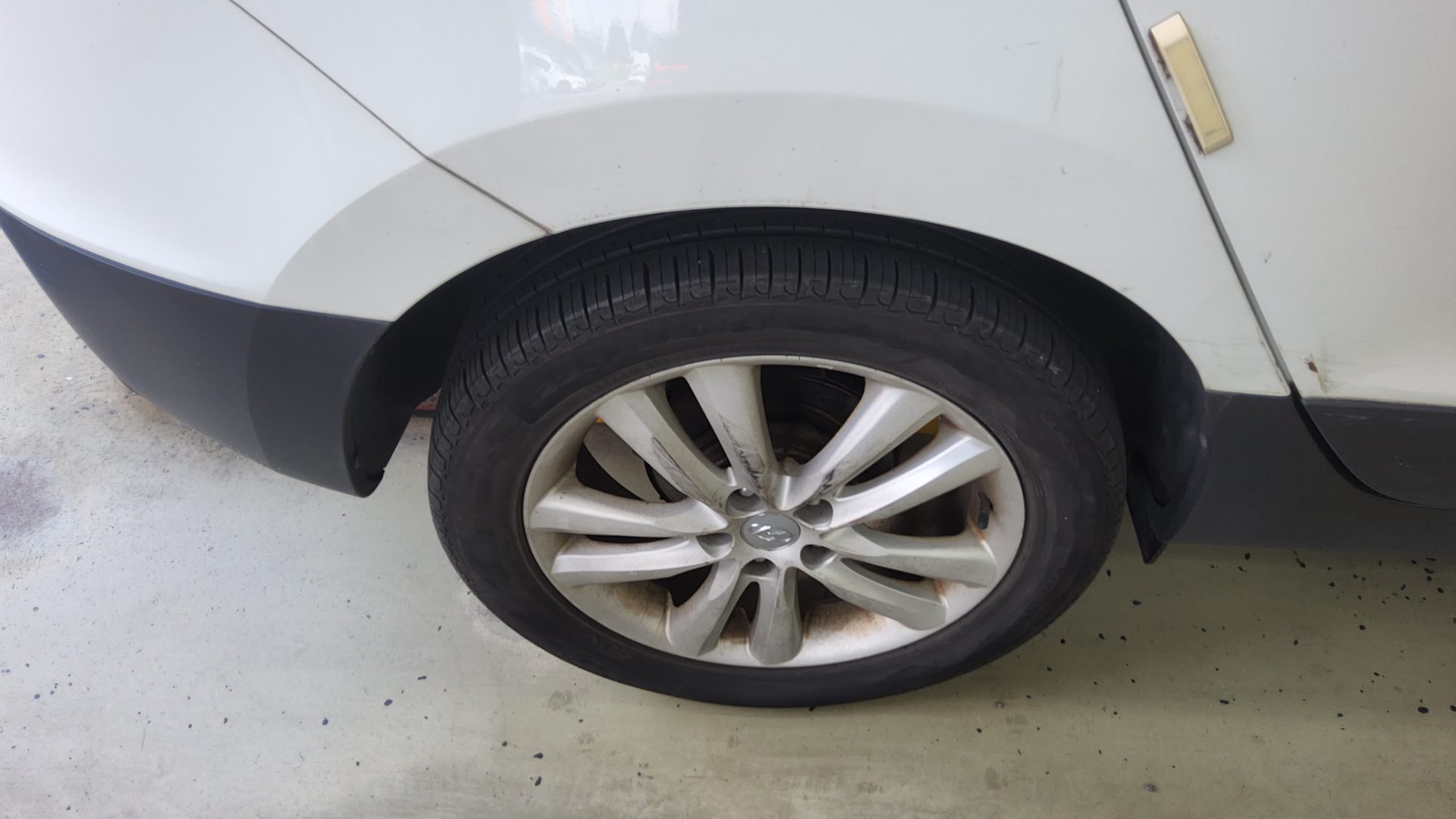 HYUNDAI TUCSON ix DIESEL R20 2WD LX20 LUXURY 2012 - zdjęcie 26