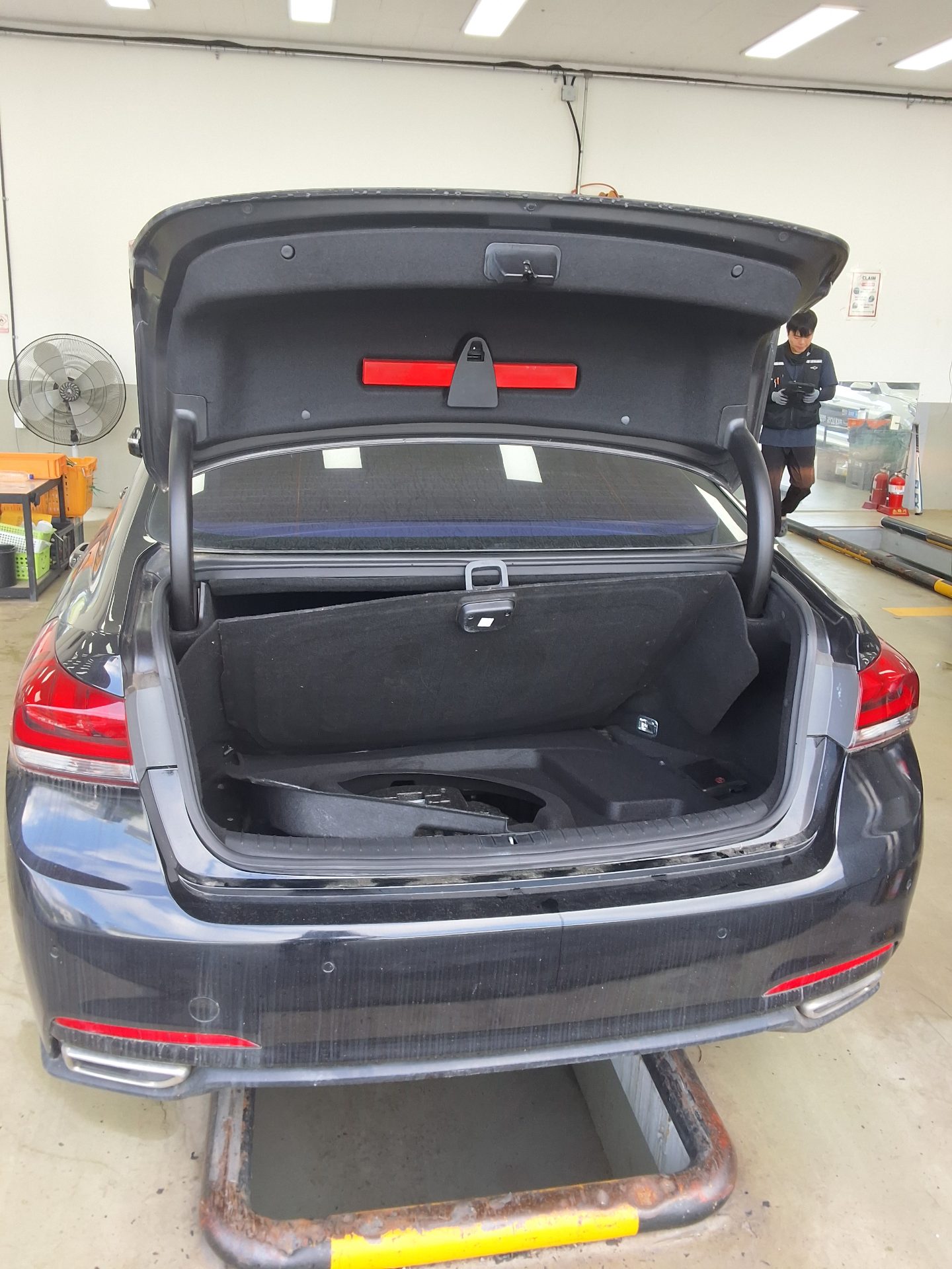 HYUNDAI GENESIS DH G330 AWD PREMIUM 2016 - zdjęcie 15