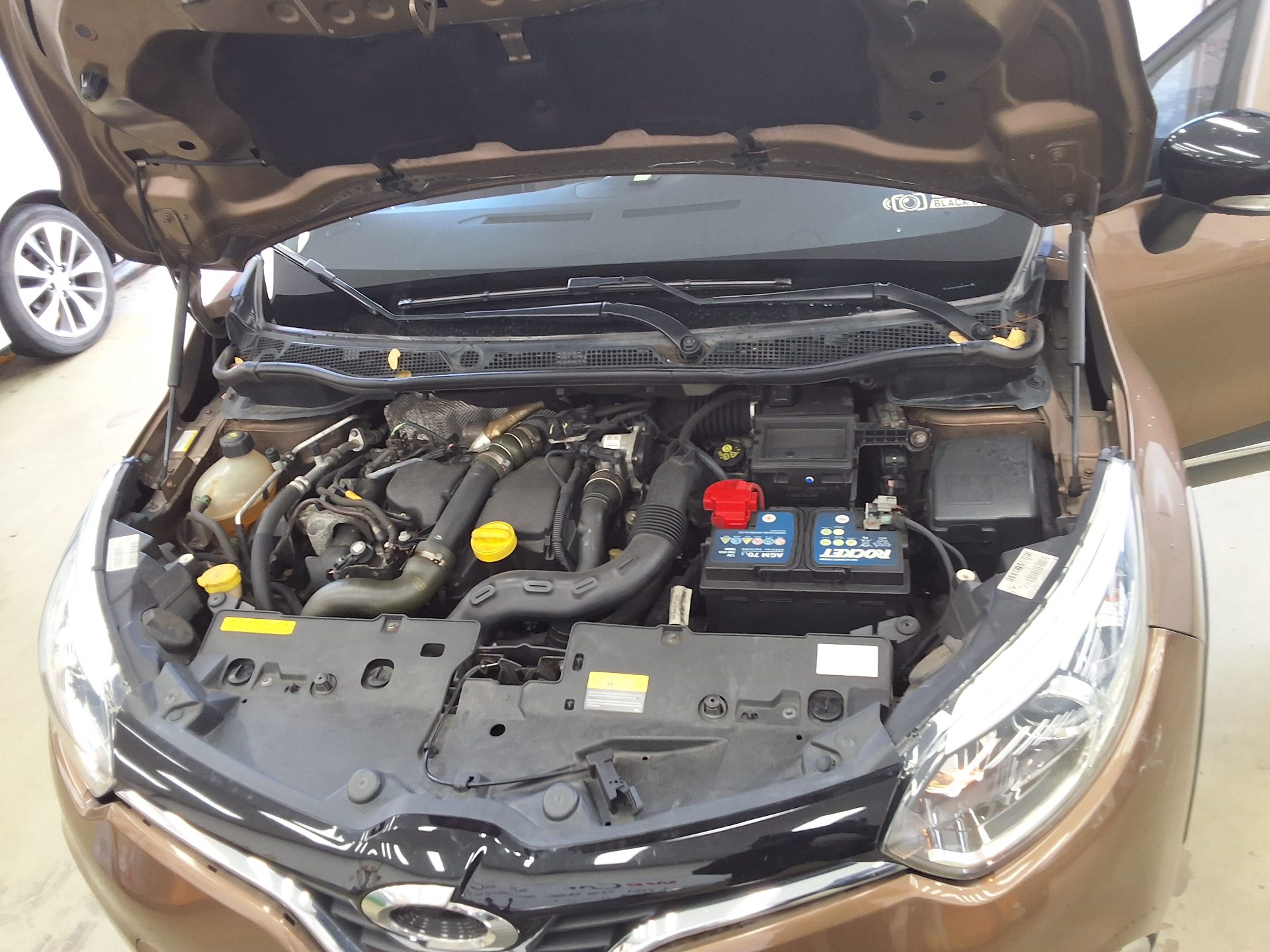 RENAULT (SAMSUNG) QM3 RE SIGNATURE CHOCOLATE BROWN 2016 - zdjęcie 18
