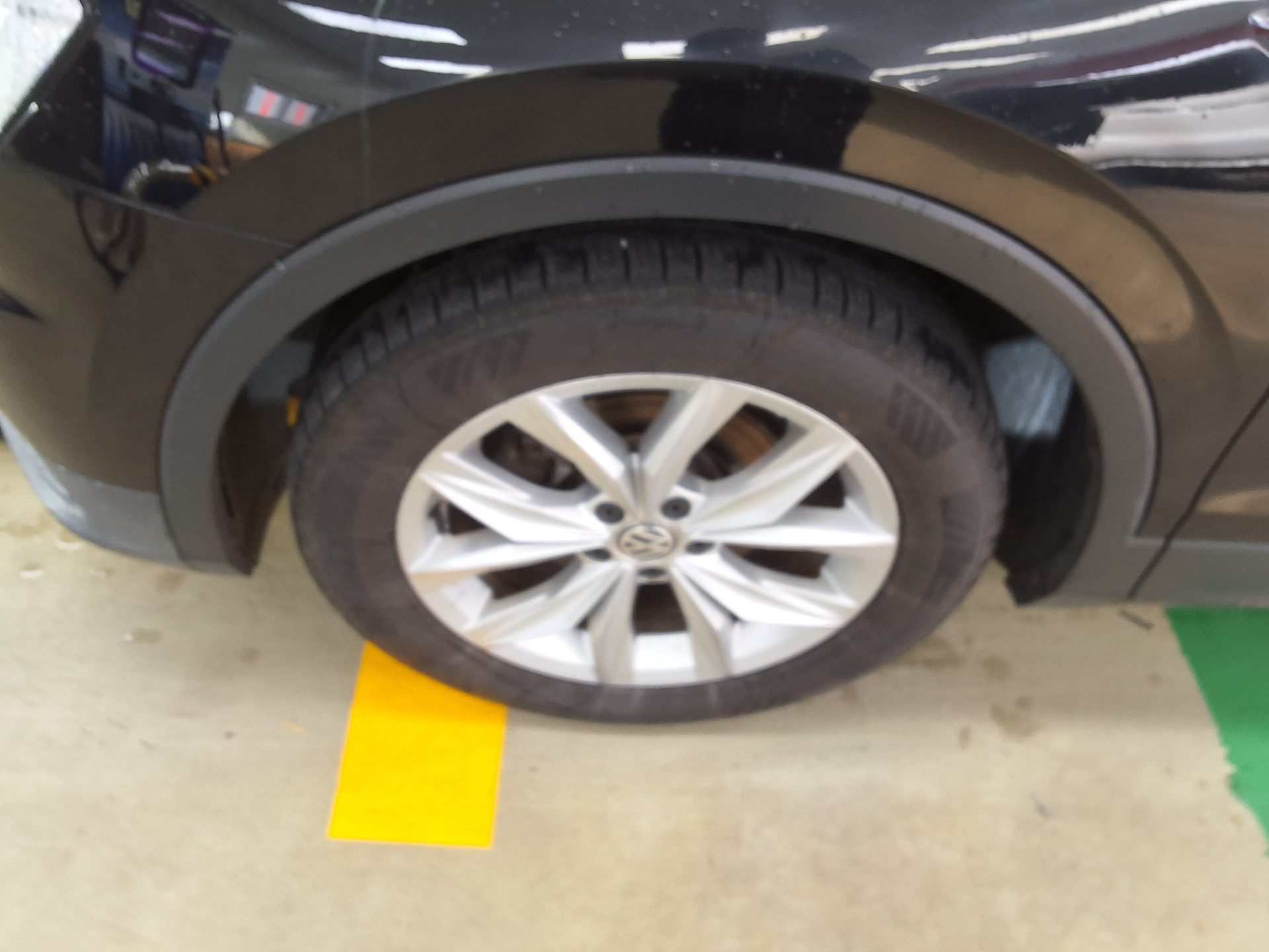 VOLKSWAGEN TIGUAN (2ND GEN) 2.0 TDI PREMIUM 2018 - zdjęcie 19