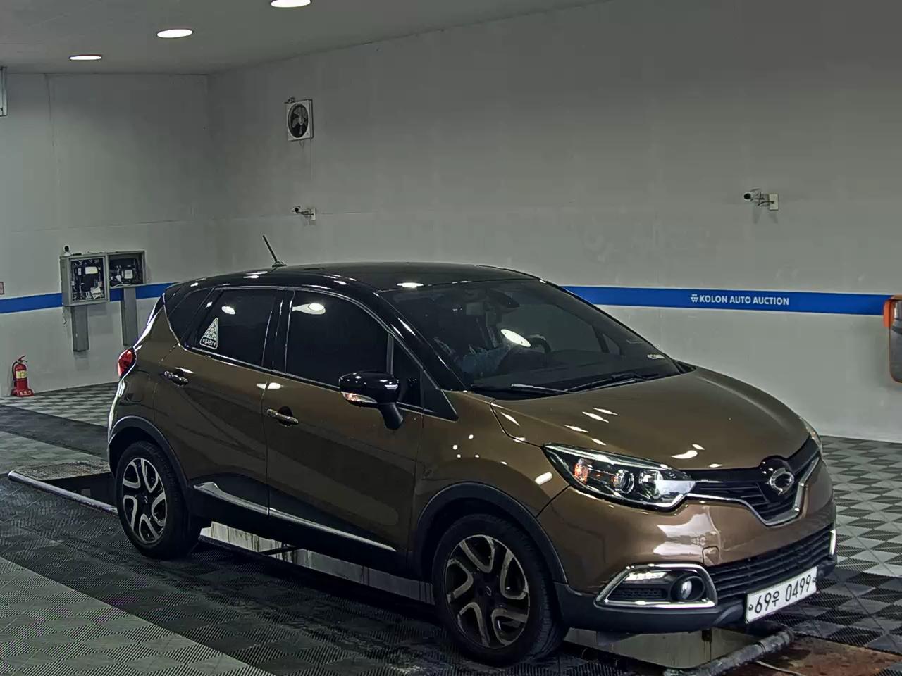 RENAULT (SAMSUNG) QM3 RE SIGNATURE CHOCOLATE BROWN 2016 - zdjęcie 3