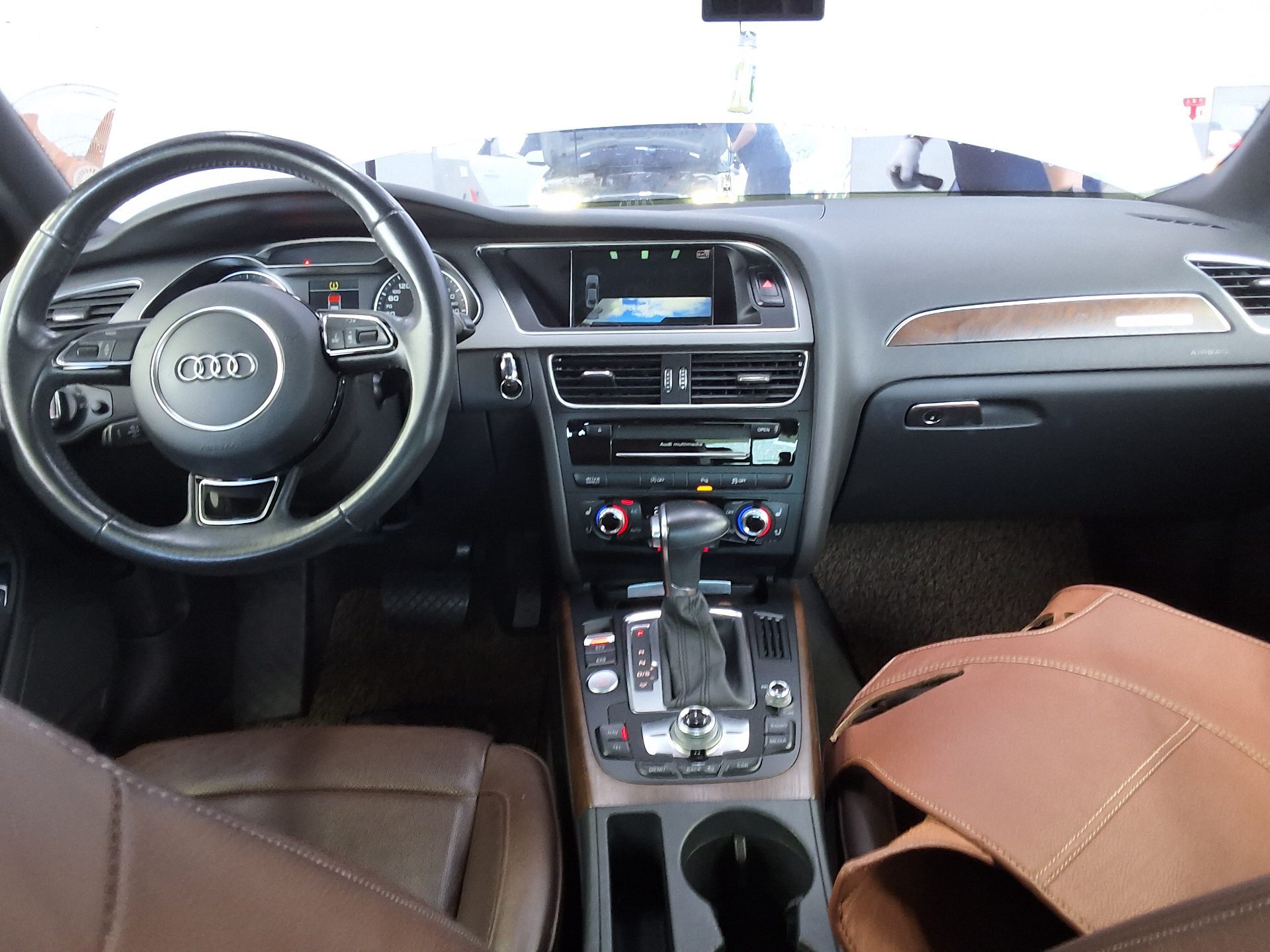 AUDI A4 (4TH GEN) 35 TDI QUATTRO COMFORT EDITION 2015 - zdjęcie 11
