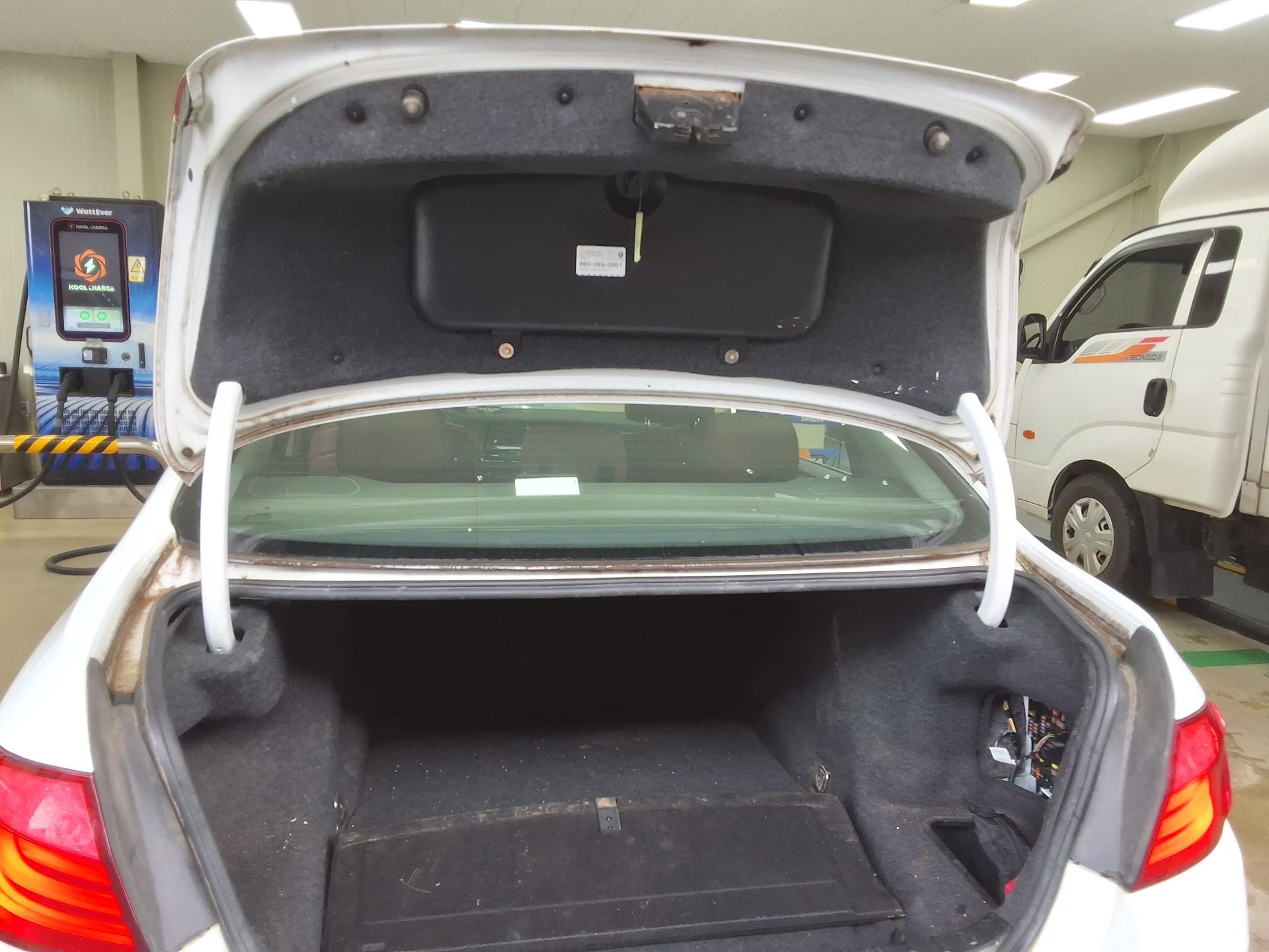 BMW 5 SERIES (6TH GEN) 525d xDRIVE 2013 - zdjęcie 16