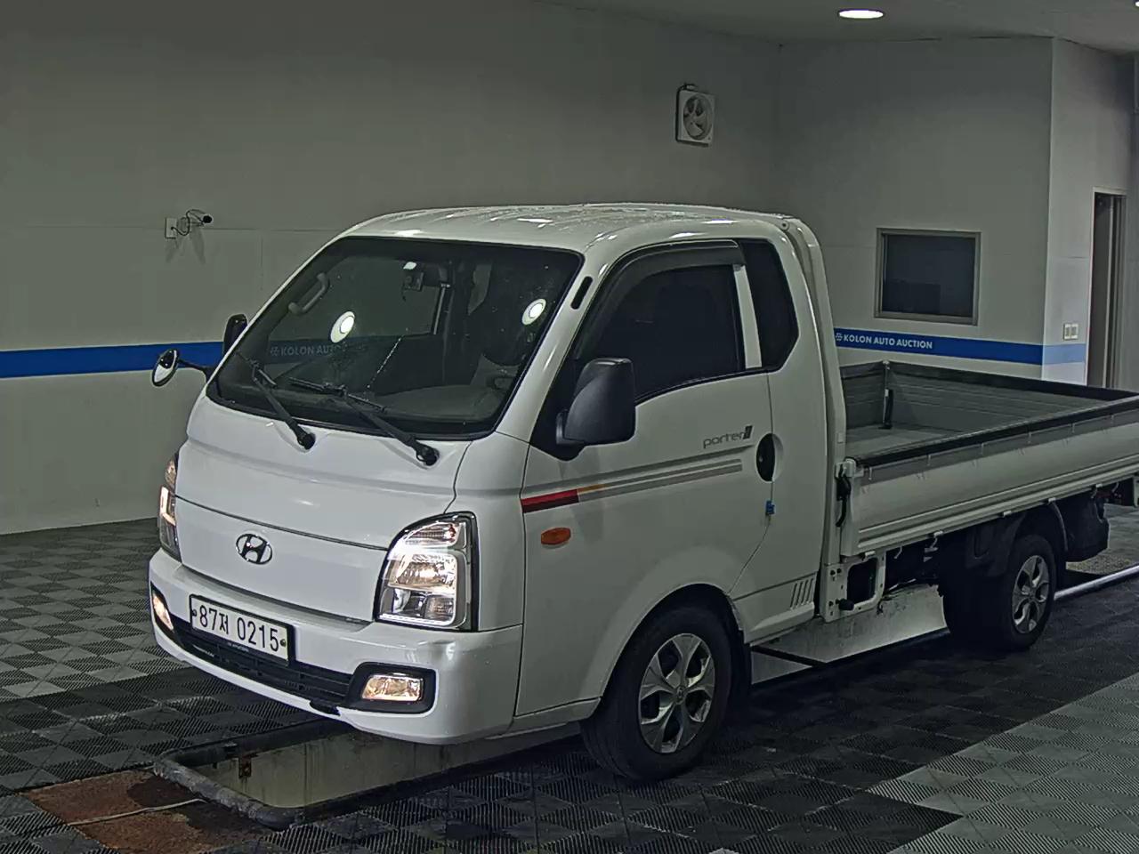 HYUNDAI PORTER II HIGH-ROOF BUILT-IN BOX TRUCK SUPER CAB 2020 - zdjęcie 2
