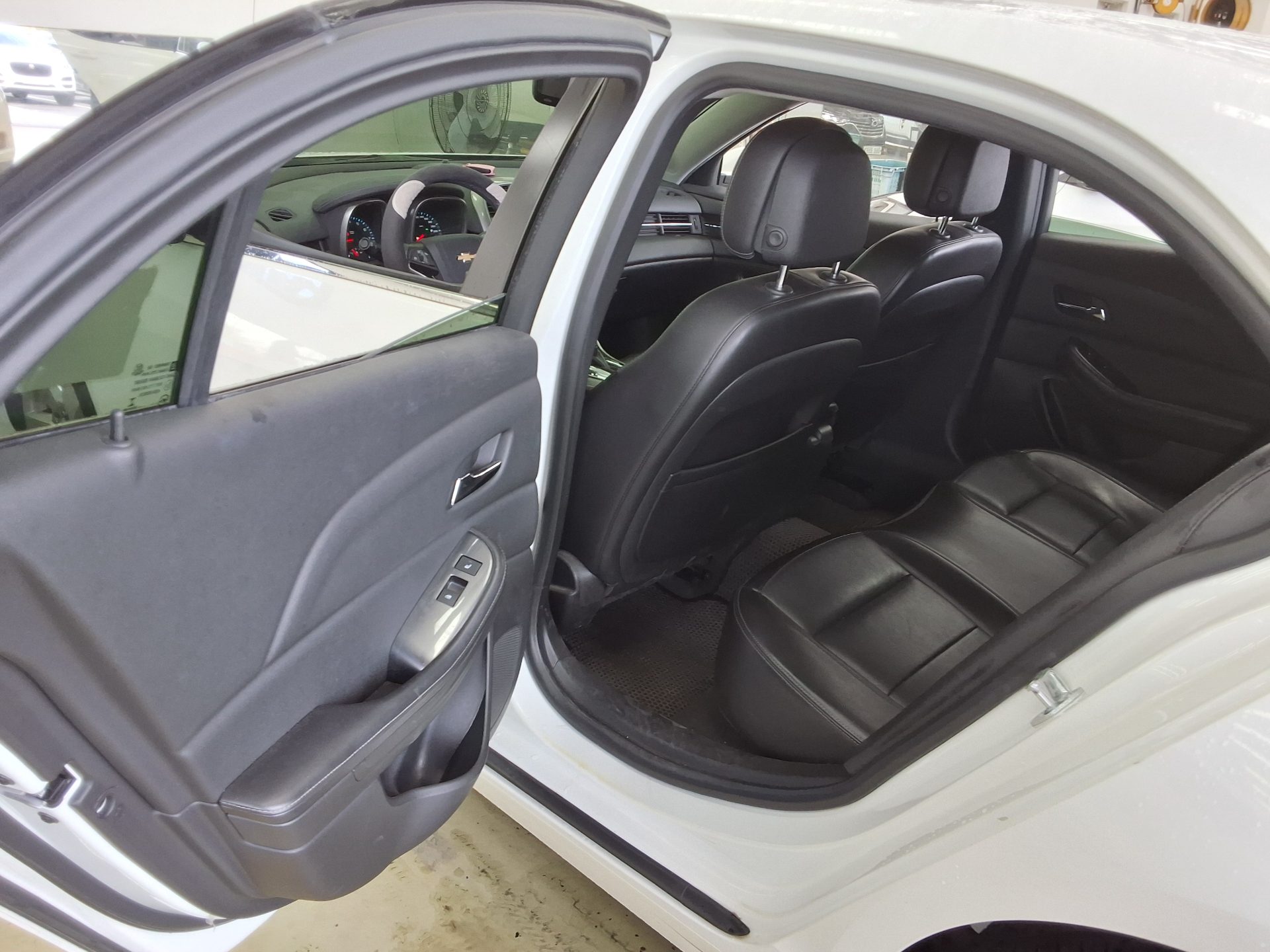 CHEVROLET (DAEWOO) MALIBU 2.0 GASOLINE LT DELUXE PACK 2016 - zdjęcie 12