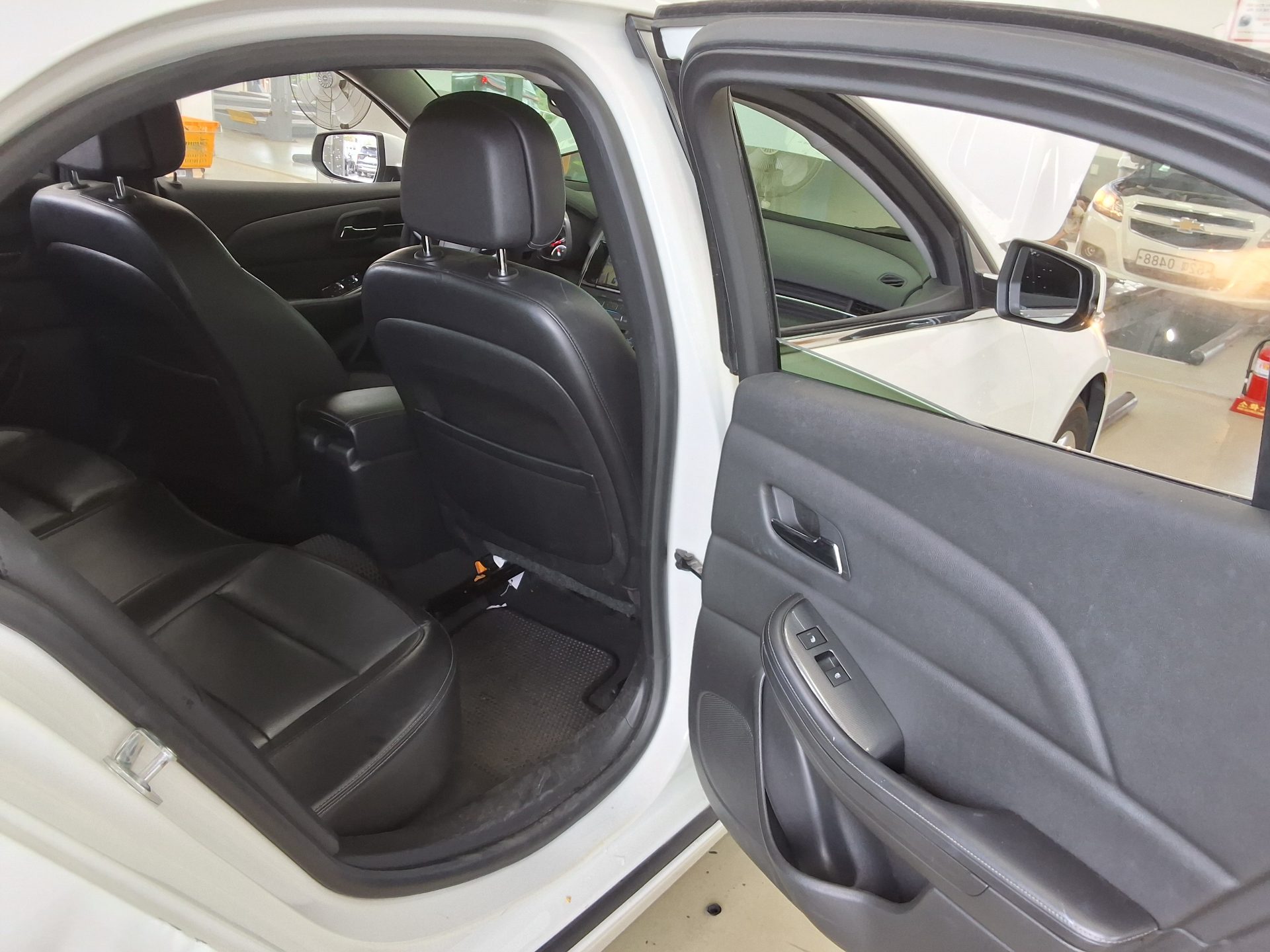 CHEVROLET (DAEWOO) MALIBU 2.0 GASOLINE LT DELUXE PACK 2016 - zdjęcie 13