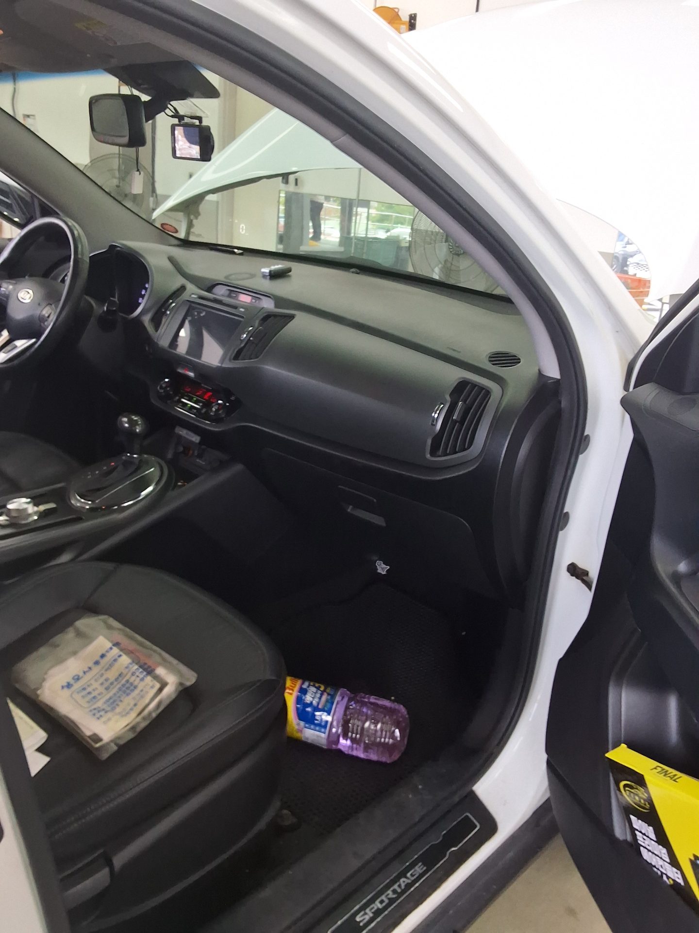 KIA SPORTAGE R DIESEL R2.0 2WD TLX PREMIUM 2012 - zdjęcie 14