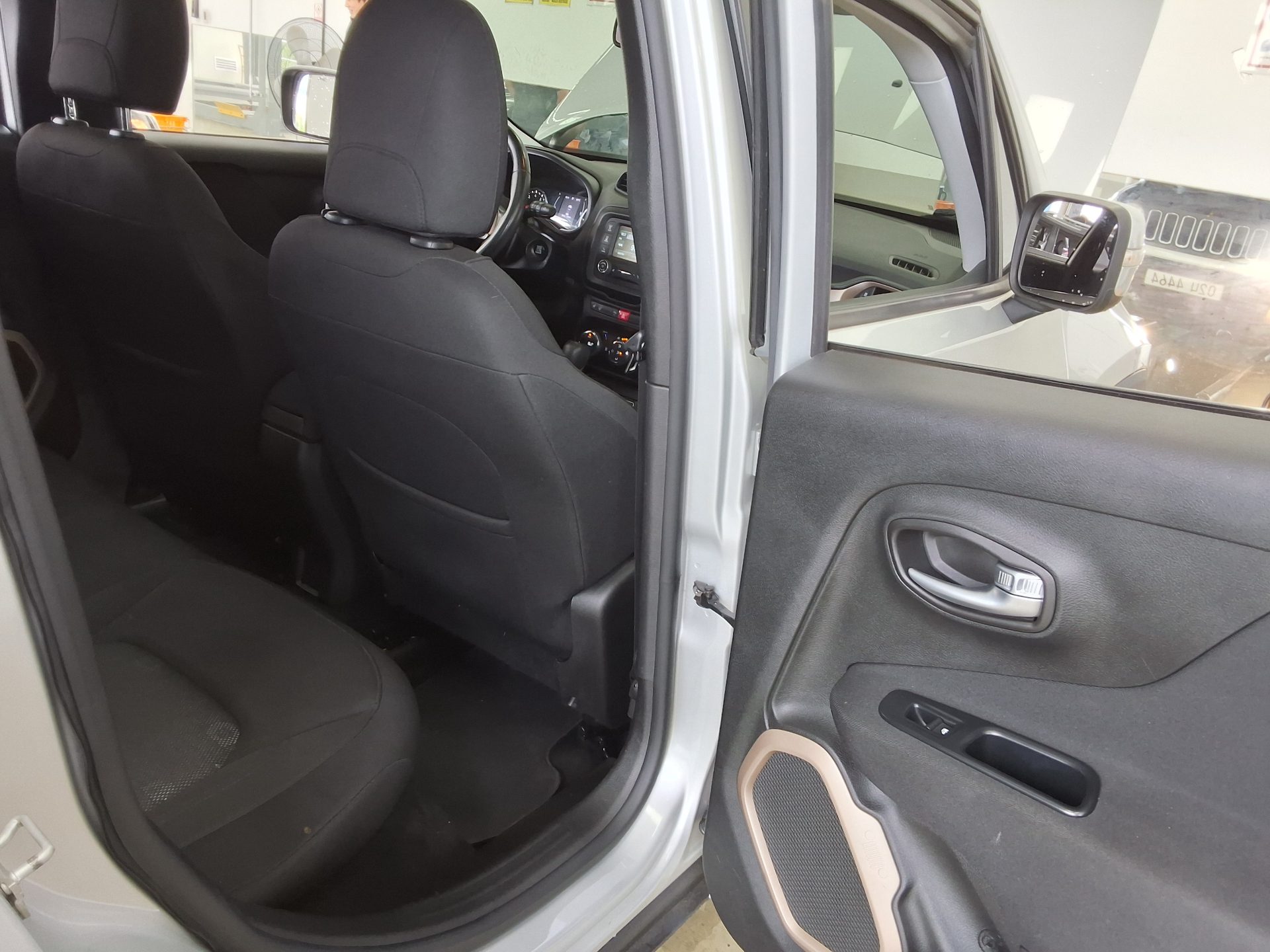 JEEP RENEGADE 2.0 DIESEL AWD LONGITUDE 2016 - zdjęcie 13