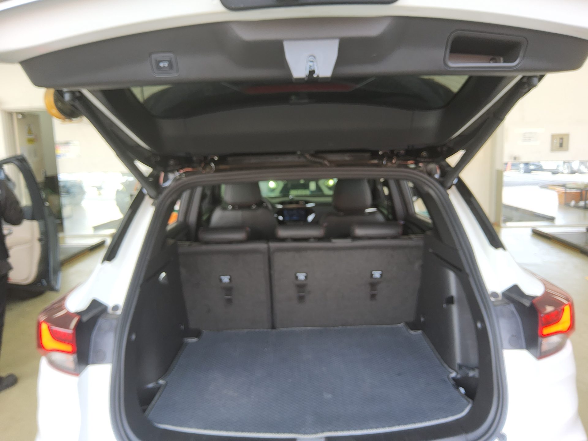 CHEVROLET (DAEWOO) TRAILBLAZER 1.35 GASOLINE RS 2022 - zdjęcie 15