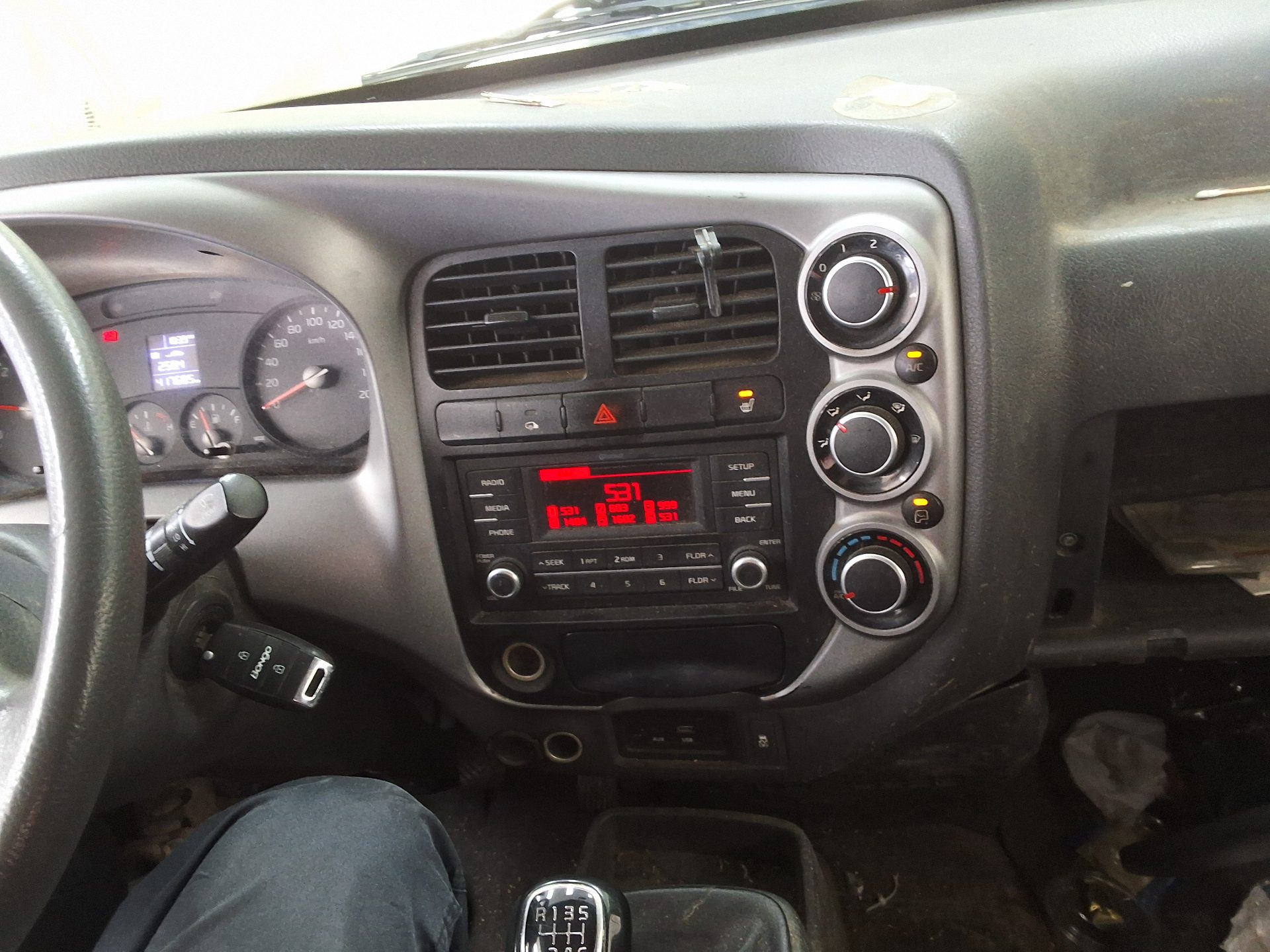 KIA BONGO III CARGO CRDi KING CAB EXTRA LONG WHEELBASE 2018 - zdjęcie 20