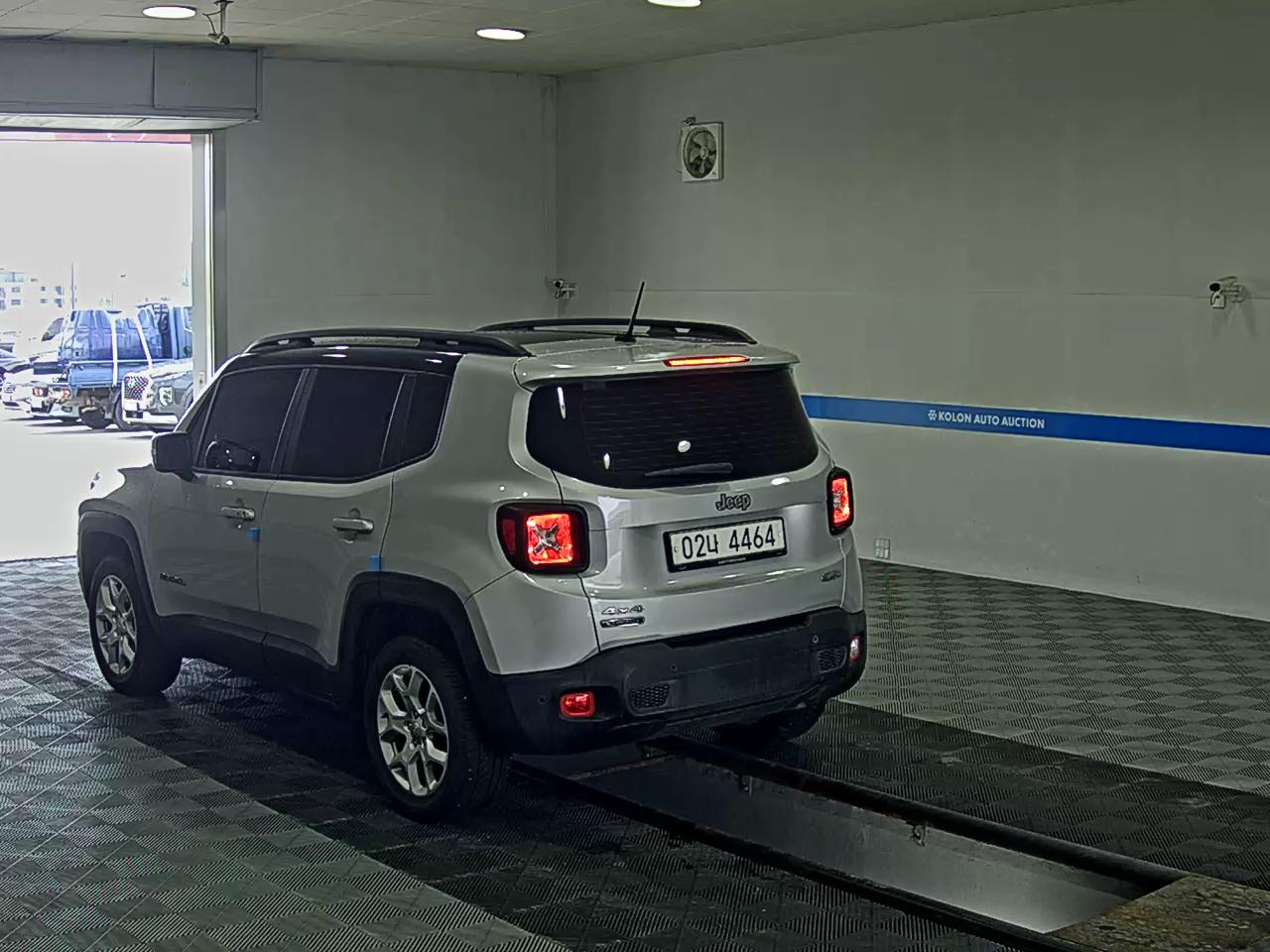 JEEP RENEGADE 2.0 DIESEL AWD LONGITUDE 2016 - zdjęcie 6