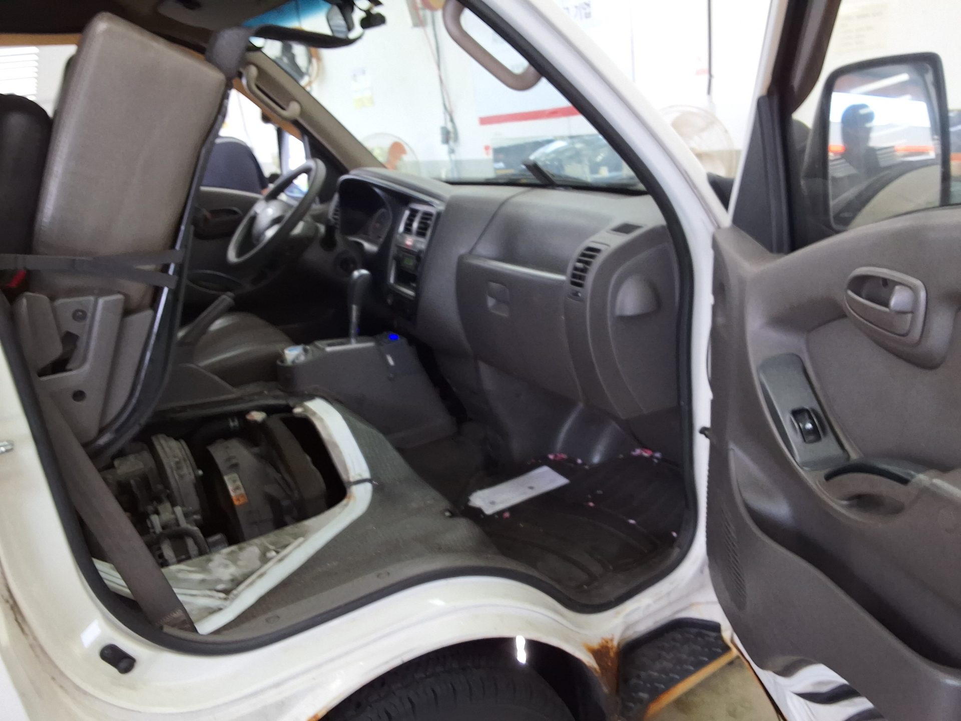 HYUNDAI PORTER II FREEZER BOX TRUCK SUPER CAB 2017 - zdjęcie 11