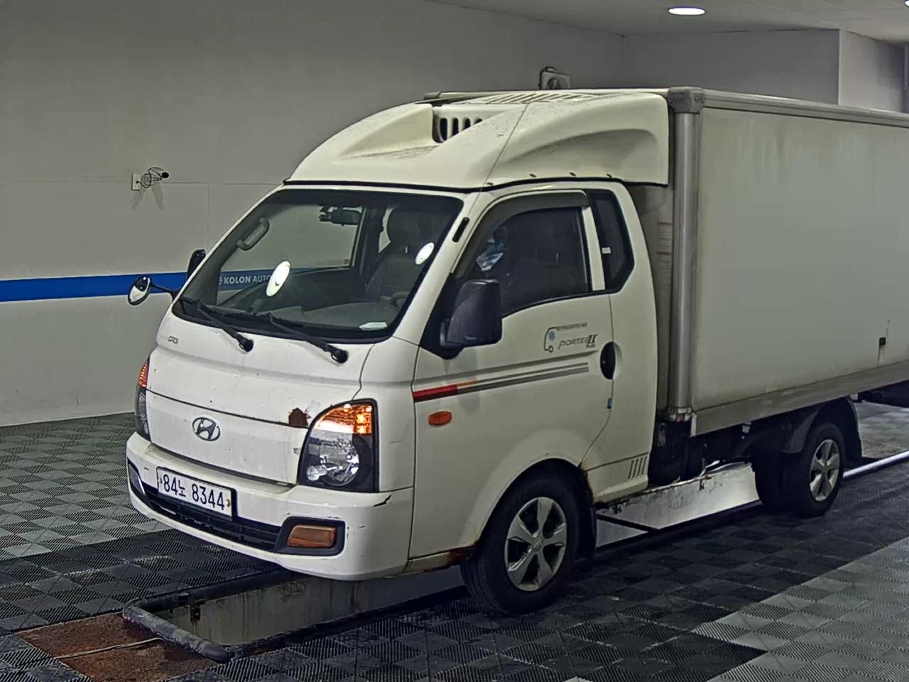 HYUNDAI PORTER II FREEZER BOX TRUCK SUPER CAB 2017 - zdjęcie 2