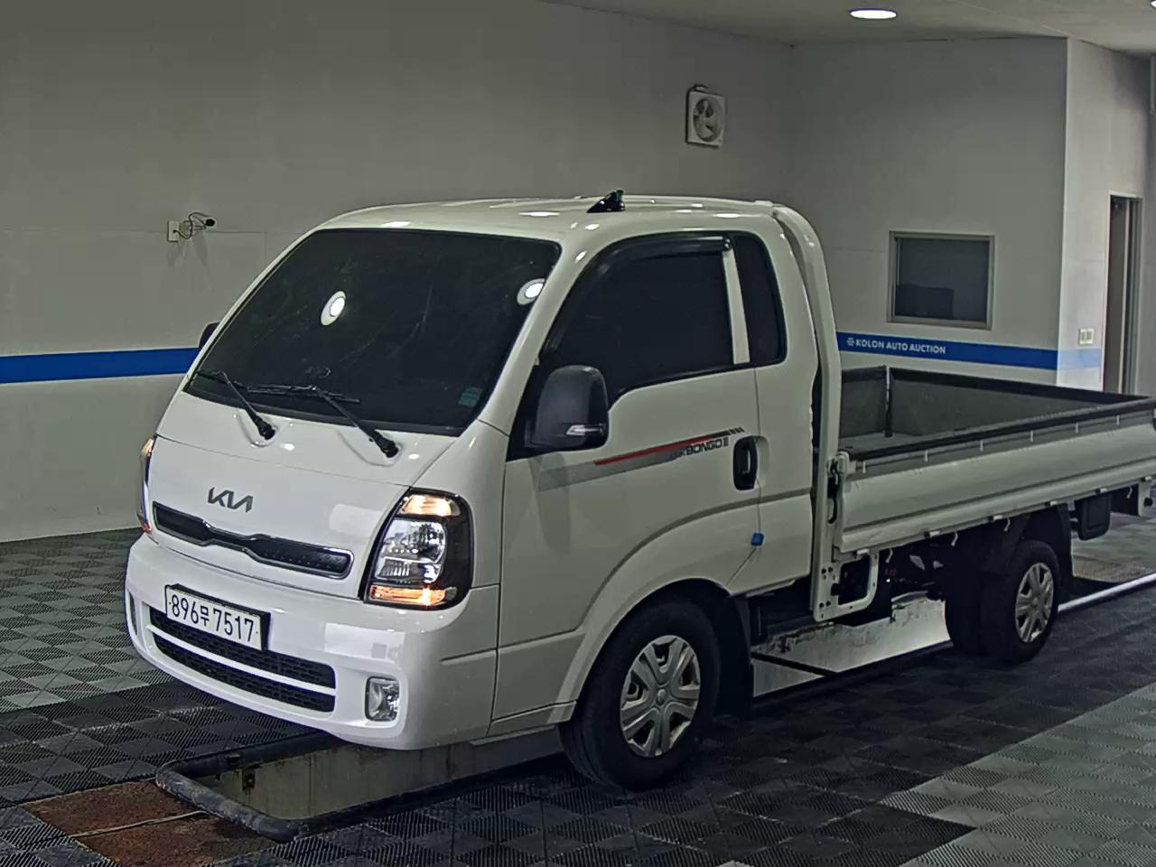 KIA THE NEW BONGO III CARGO BUILT-IN BOX TRUCK LPI PLUS MODEL 2024 - zdjęcie 2