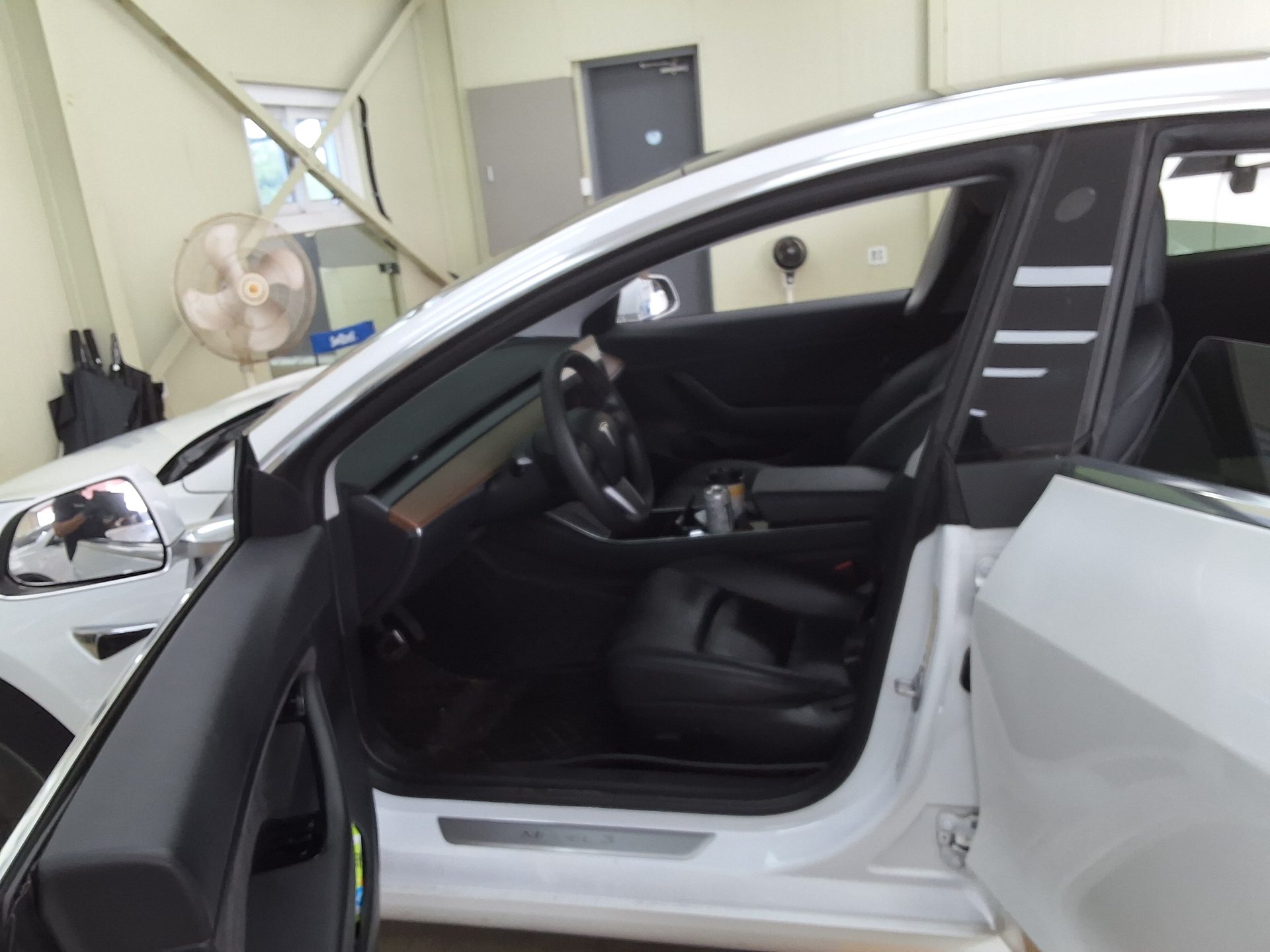 TESLA MODEL 3 EV RWD STANDARD RANGE PLUS 2020 - zdjęcie 10