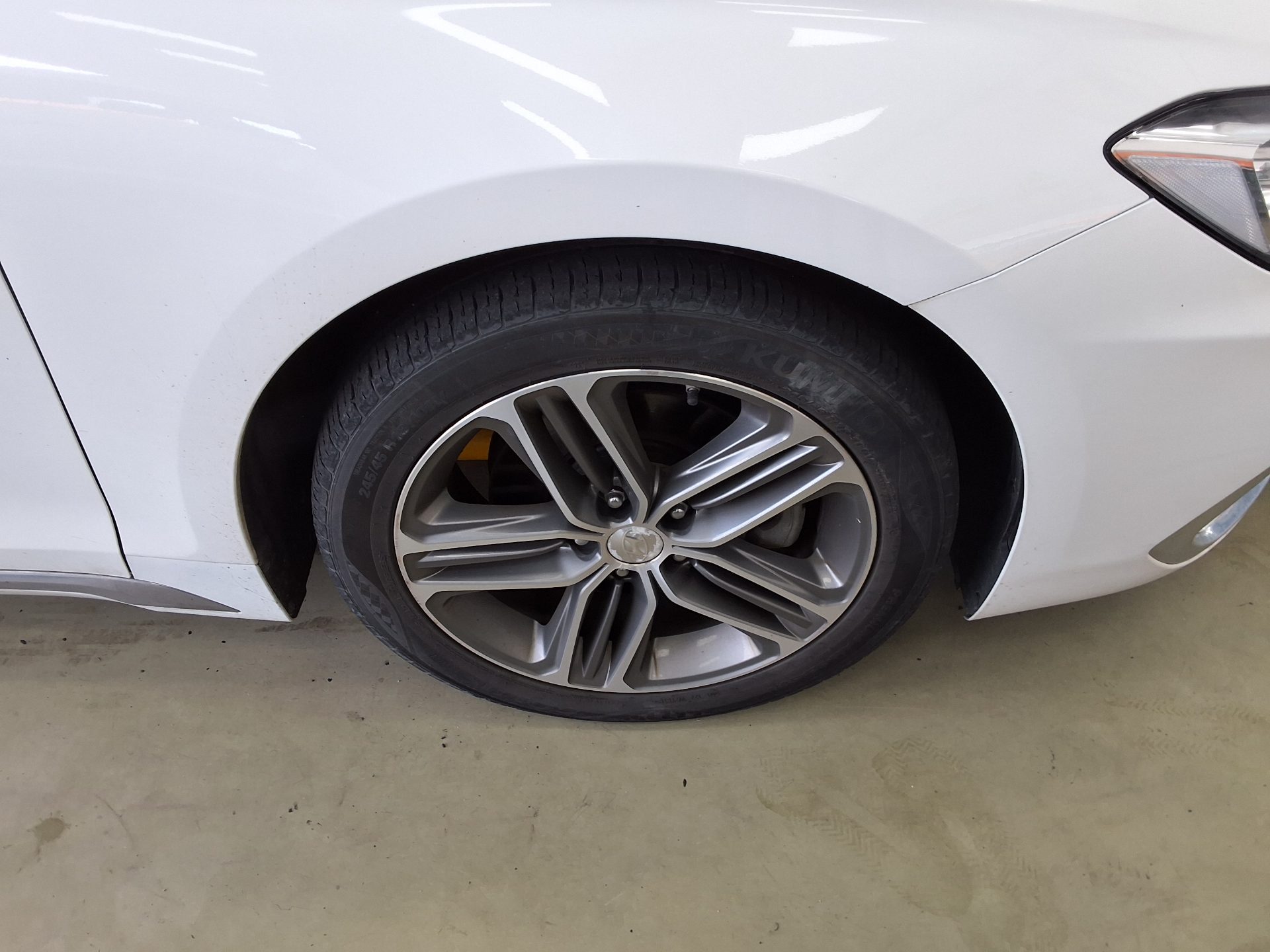 HYUNDAI GRANDEUR IG 3.0 LPi RENTAL CAR MODERN 2019 - zdjęcie 25