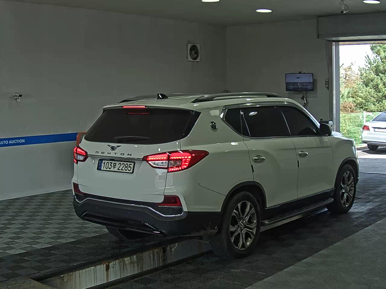 KG MOBILITY (SSANGYONG) G4 REXTON 2.2 2WD EURASIA EDITION 2018 - zdjęcie 5