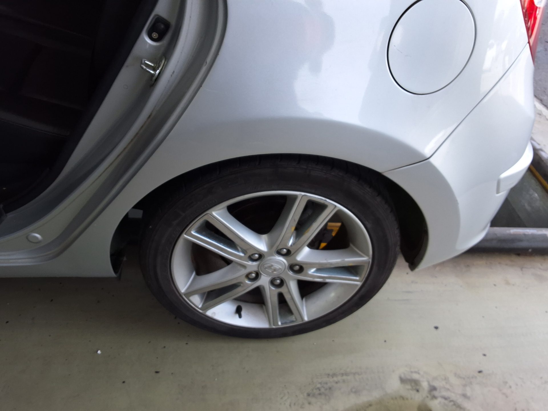 HYUNDAI i30 1.6 VVT PREMIER 2009 - zdjęcie 22
