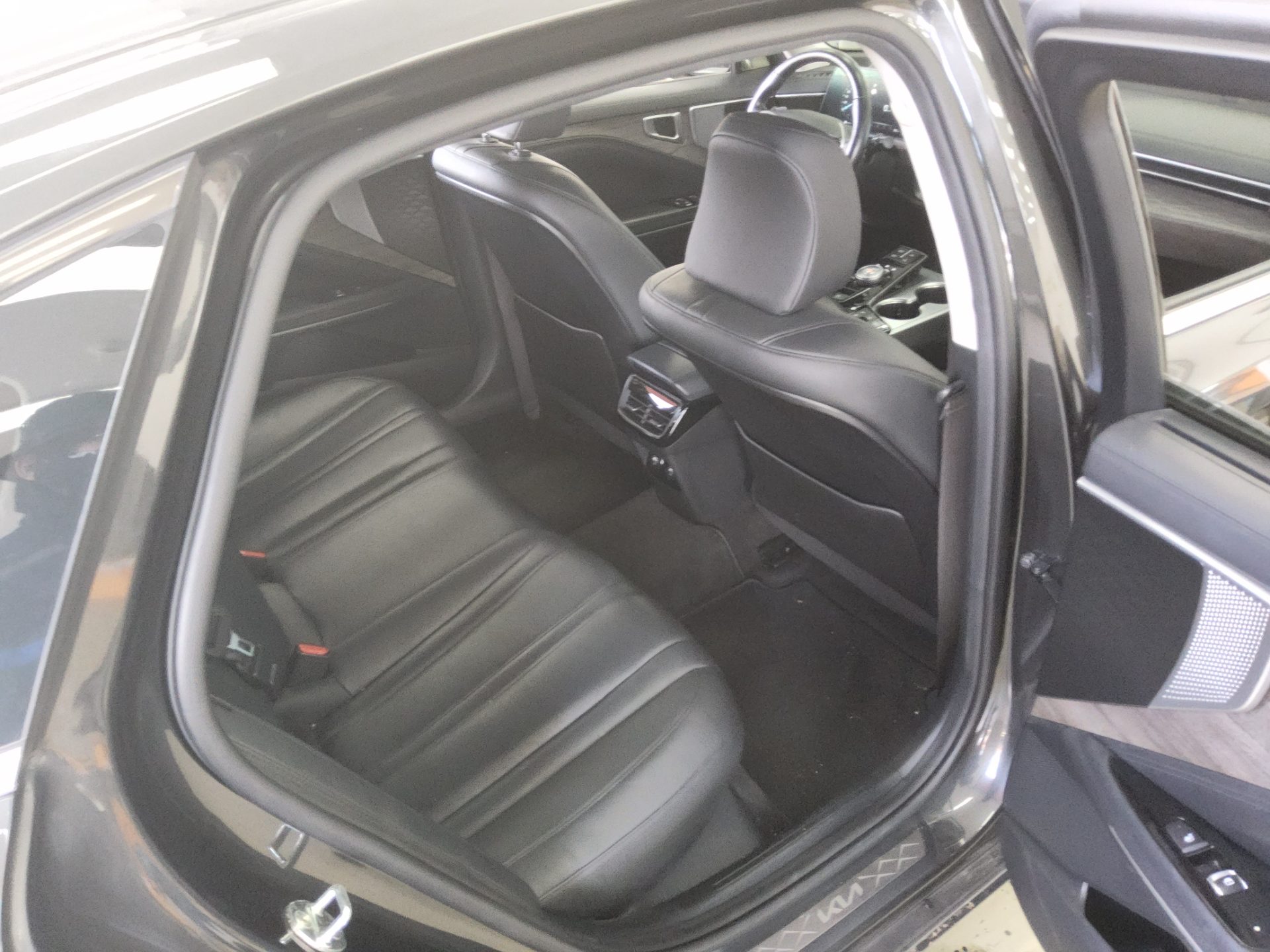 KIA K8 2.5 GDI NOBLESSE 2022 - zdjęcie 13