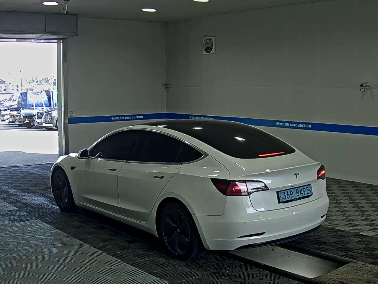 TESLA MODEL 3 EV RWD STANDARD RANGE PLUS 2020 - zdjęcie 6