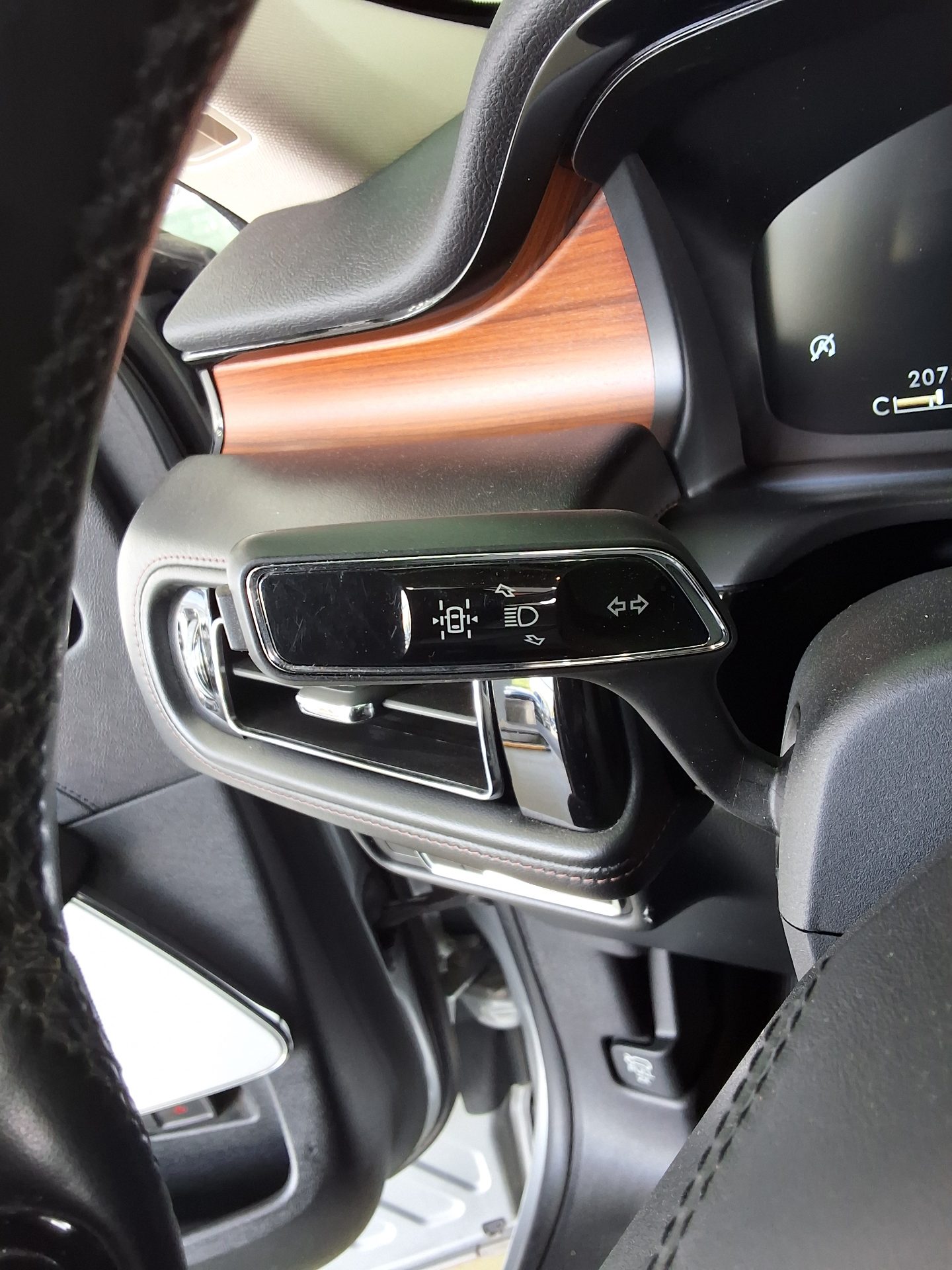 LINCOLN AVIATOR (2ND GEN) 3.0 V6 AWD RESERVE 2020 - zdjęcie 18