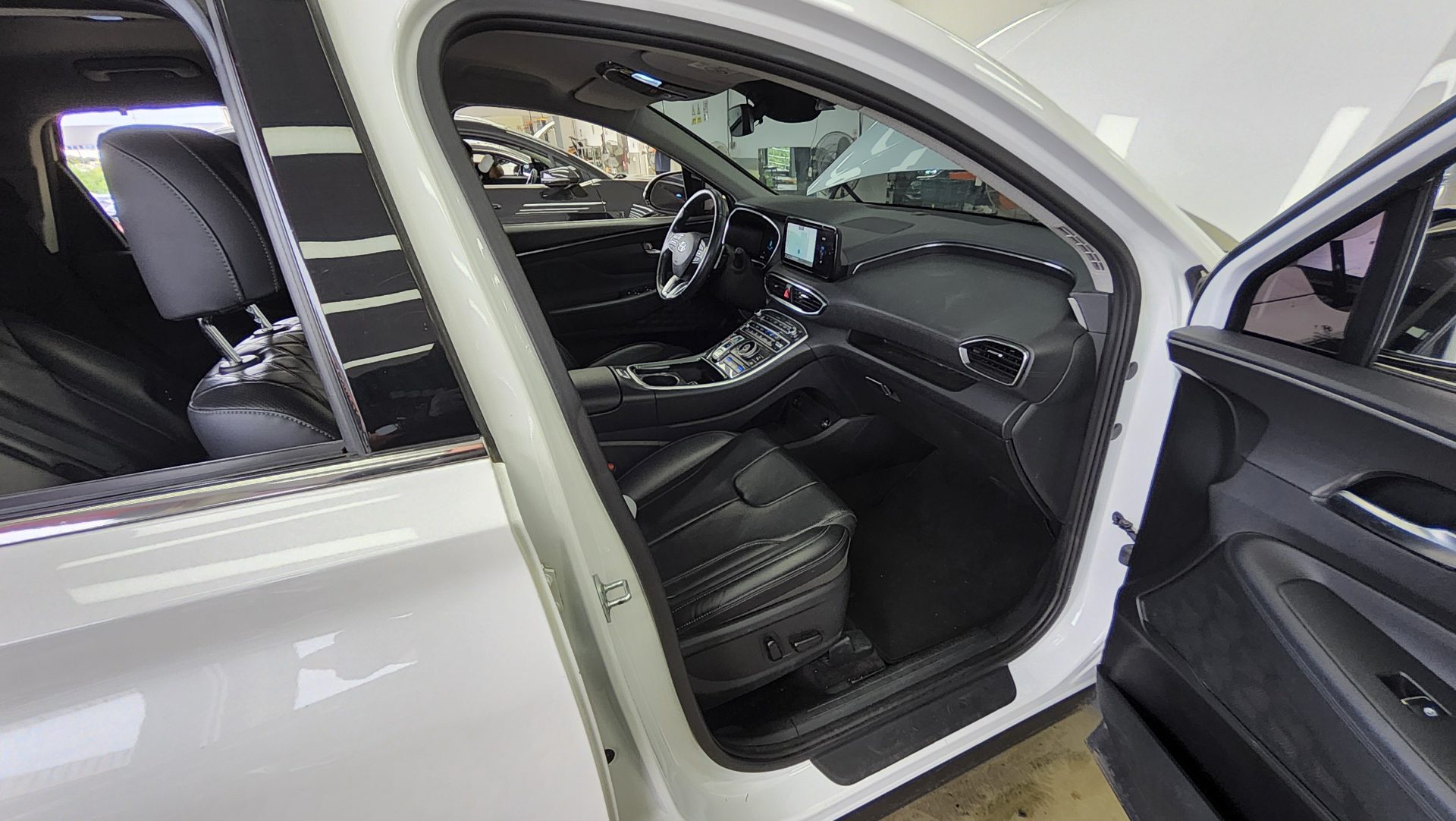 HYUNDAI THE NEW SANTA FE DIESEL 2.2 2WD PRESTIGE 2021 - zdjęcie 14