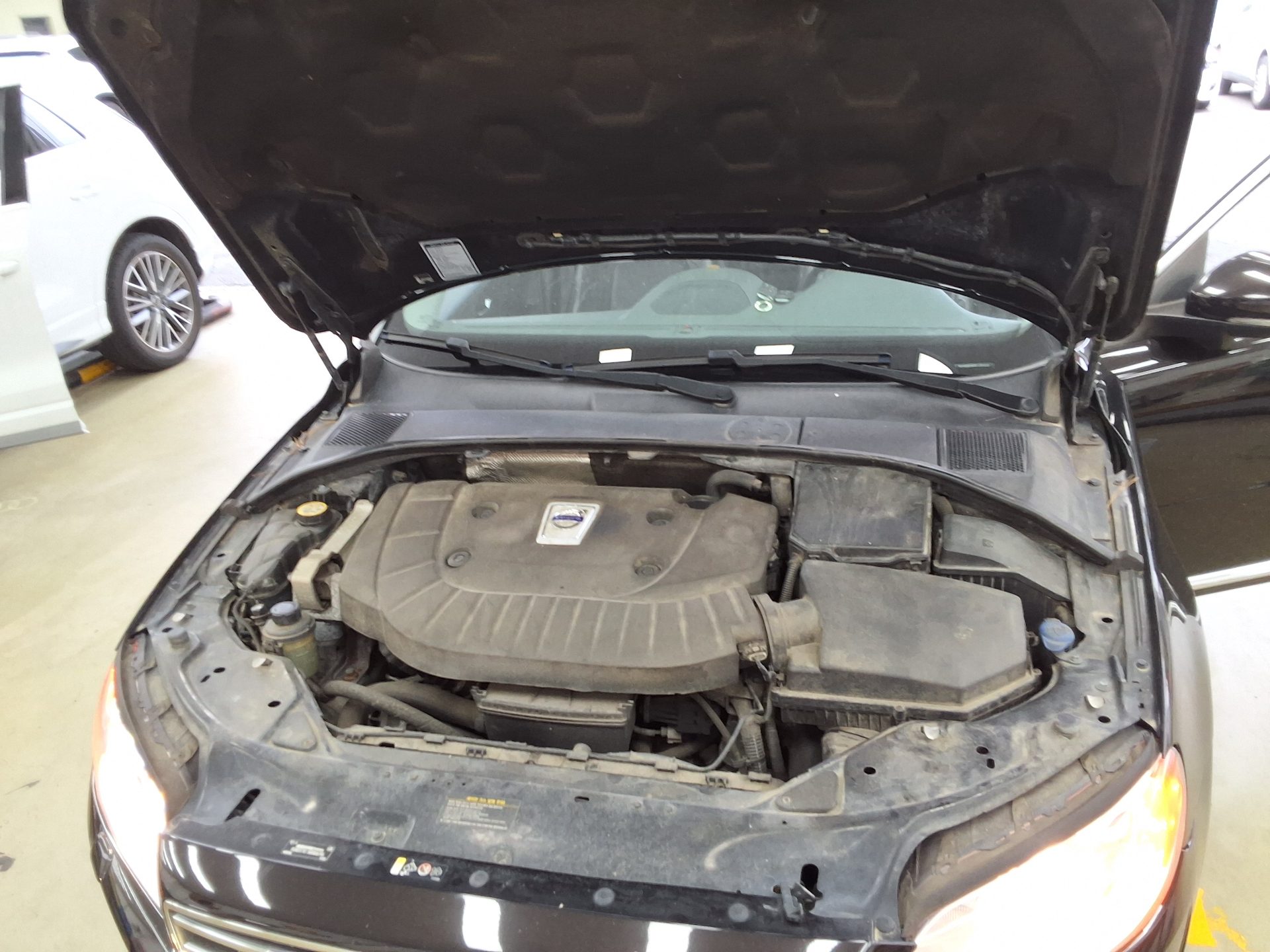 VOLVO S80 (2ND GEN) D5 2014 - zdjęcie 20