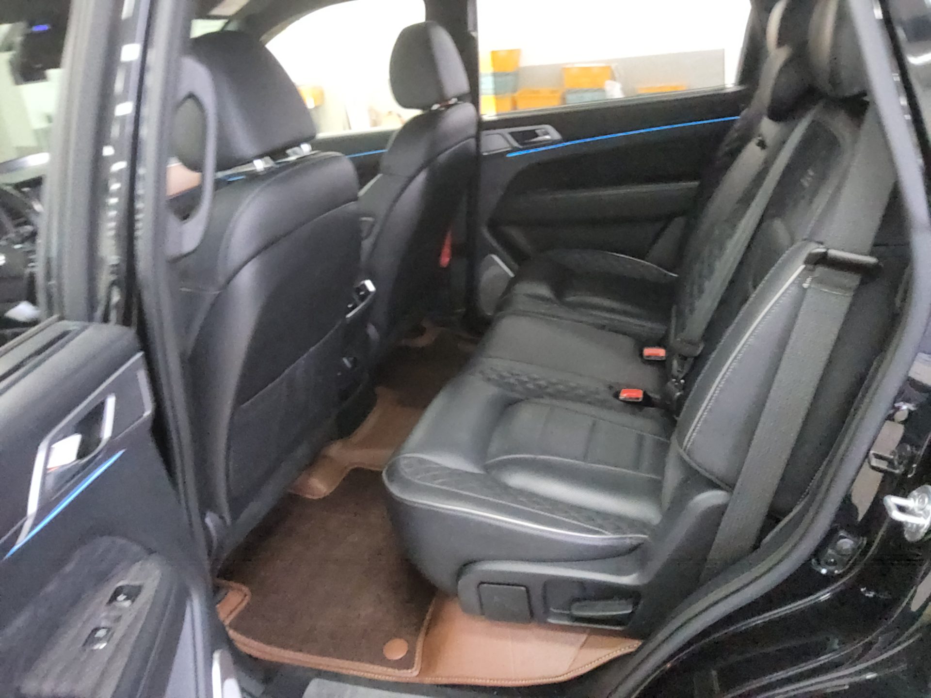 KG MOBILITY (SSANGYONG) ALL NEW REXTON 2.2 4WD THE BLACK 2022 - zdjęcie 12