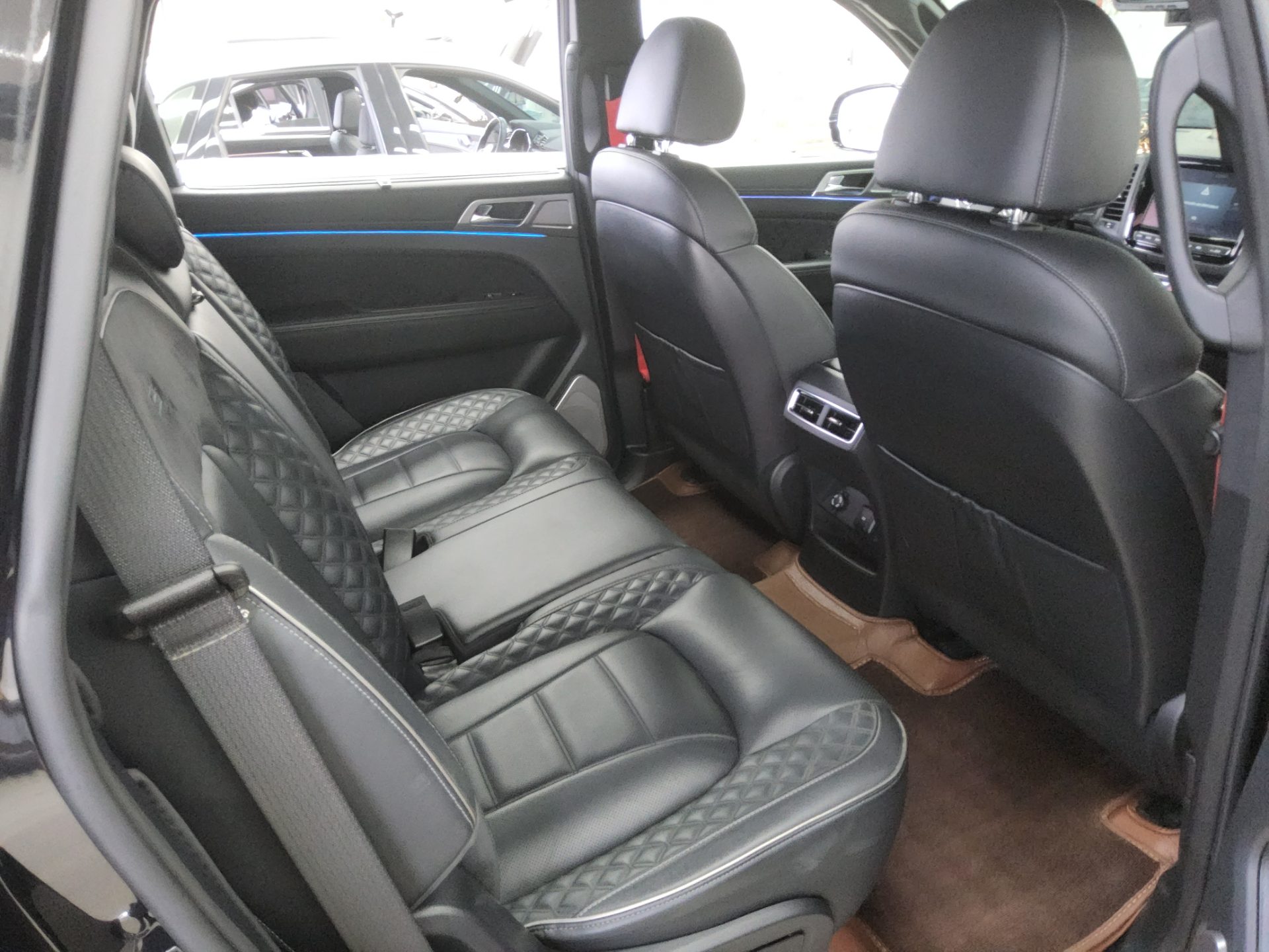 KG MOBILITY (SSANGYONG) ALL NEW REXTON 2.2 4WD THE BLACK 2022 - zdjęcie 13