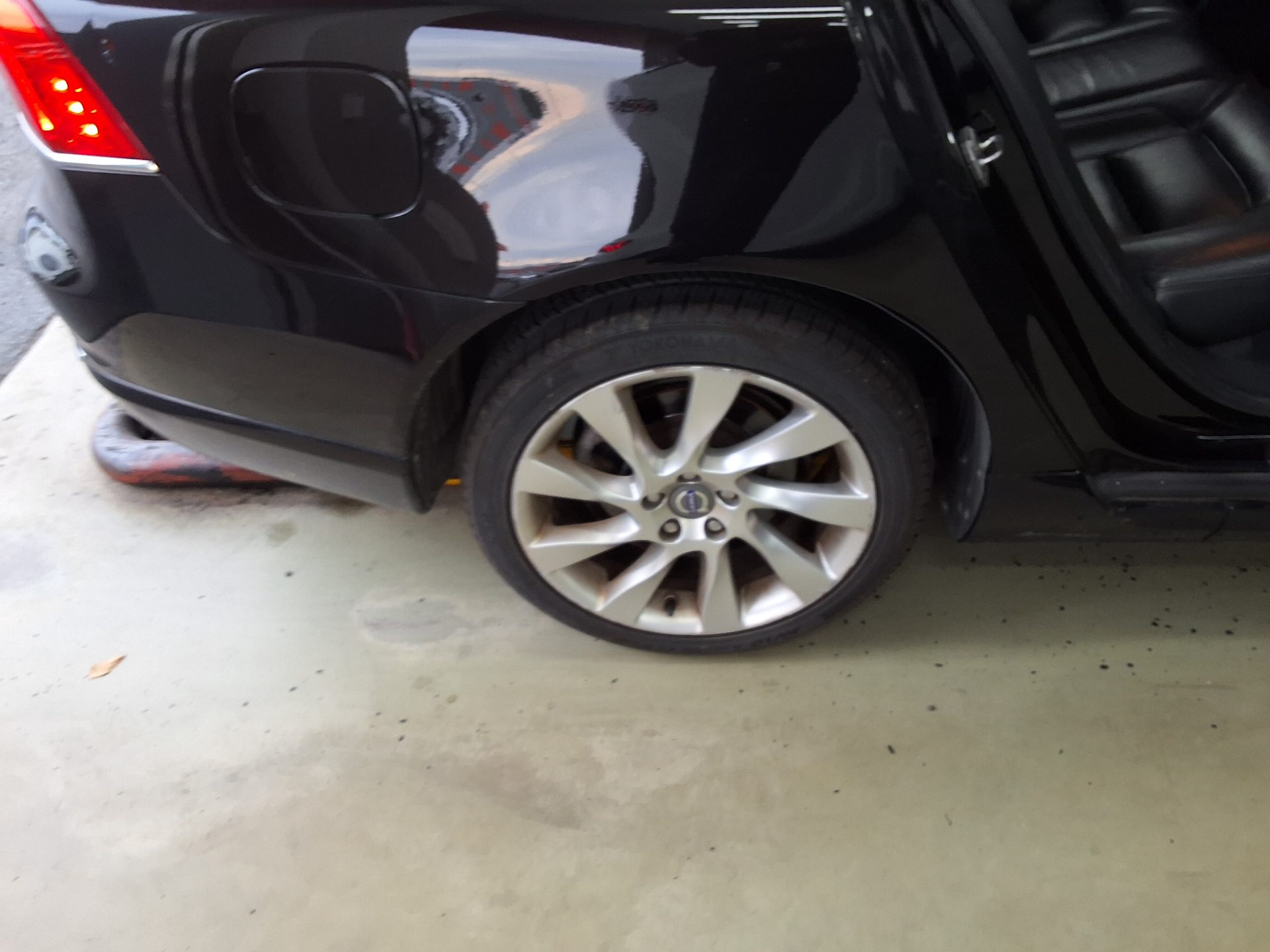 VOLVO S80 (2ND GEN) D5 2014 - zdjęcie 25