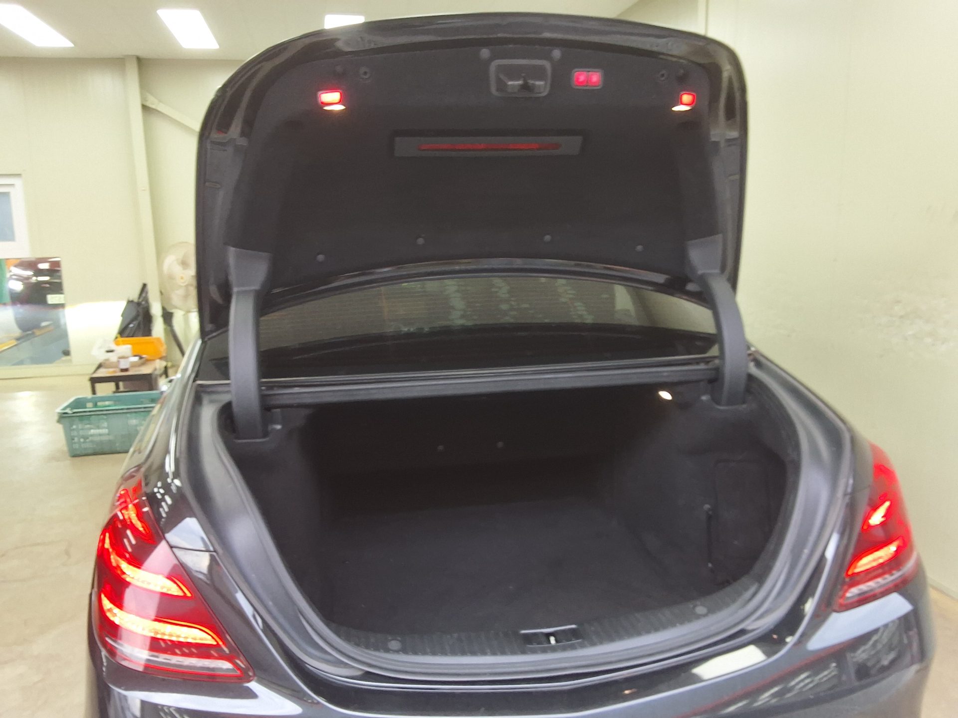MERCEDES-BENZ S-CLASS (6TH GEN) S450L 4MATIC 2019 - zdjęcie 16