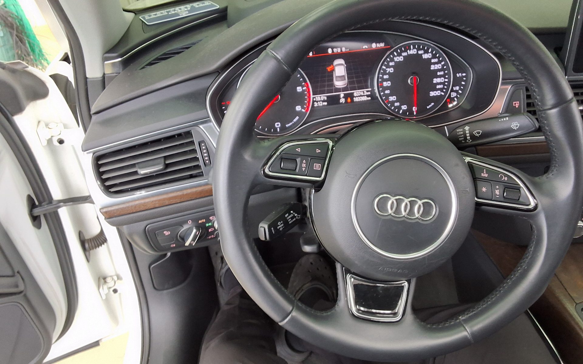 AUDI A6 (4TH GEN) 2.0 TDI DYNAMIC 2014 - zdjęcie 17