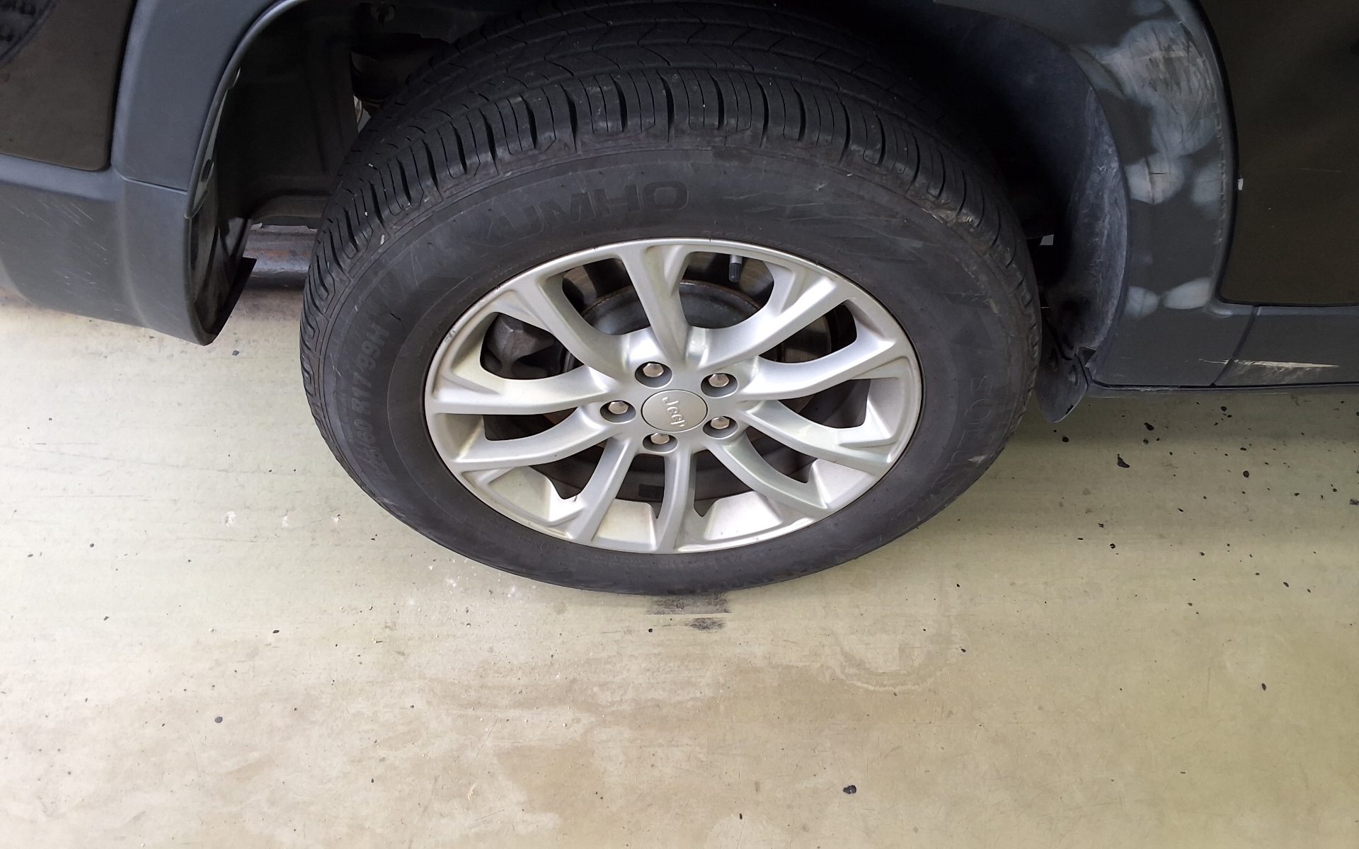 JEEP CHEROKEE (KL) 2.4 AWD LONGITUDE 2019 - zdjęcie 28