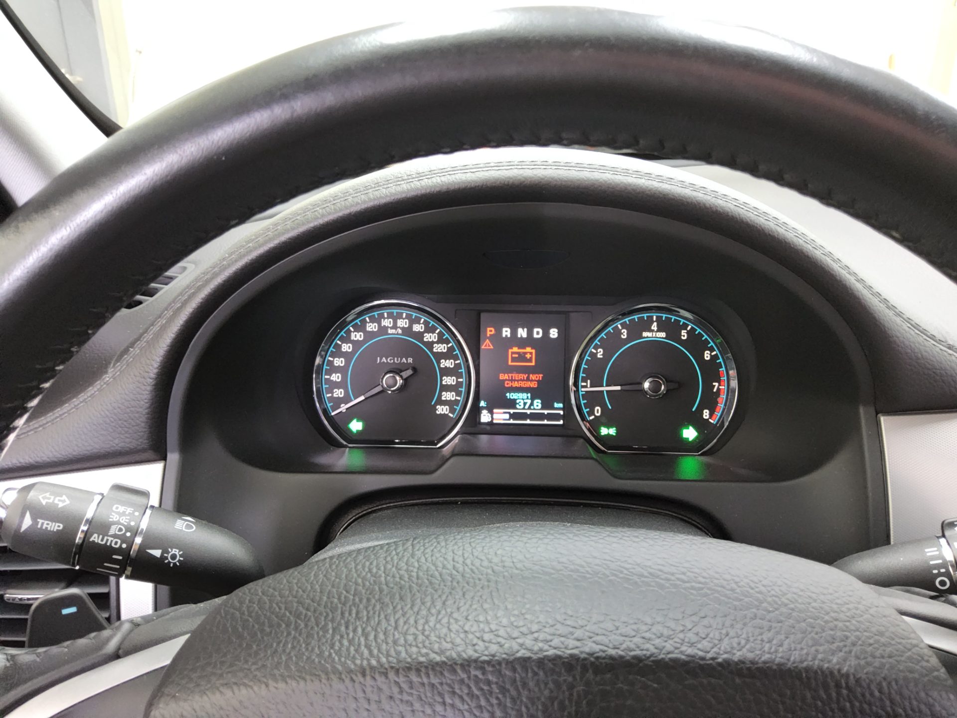 JAGUAR XF 2 LUXURY 2013 - zdjęcie 9