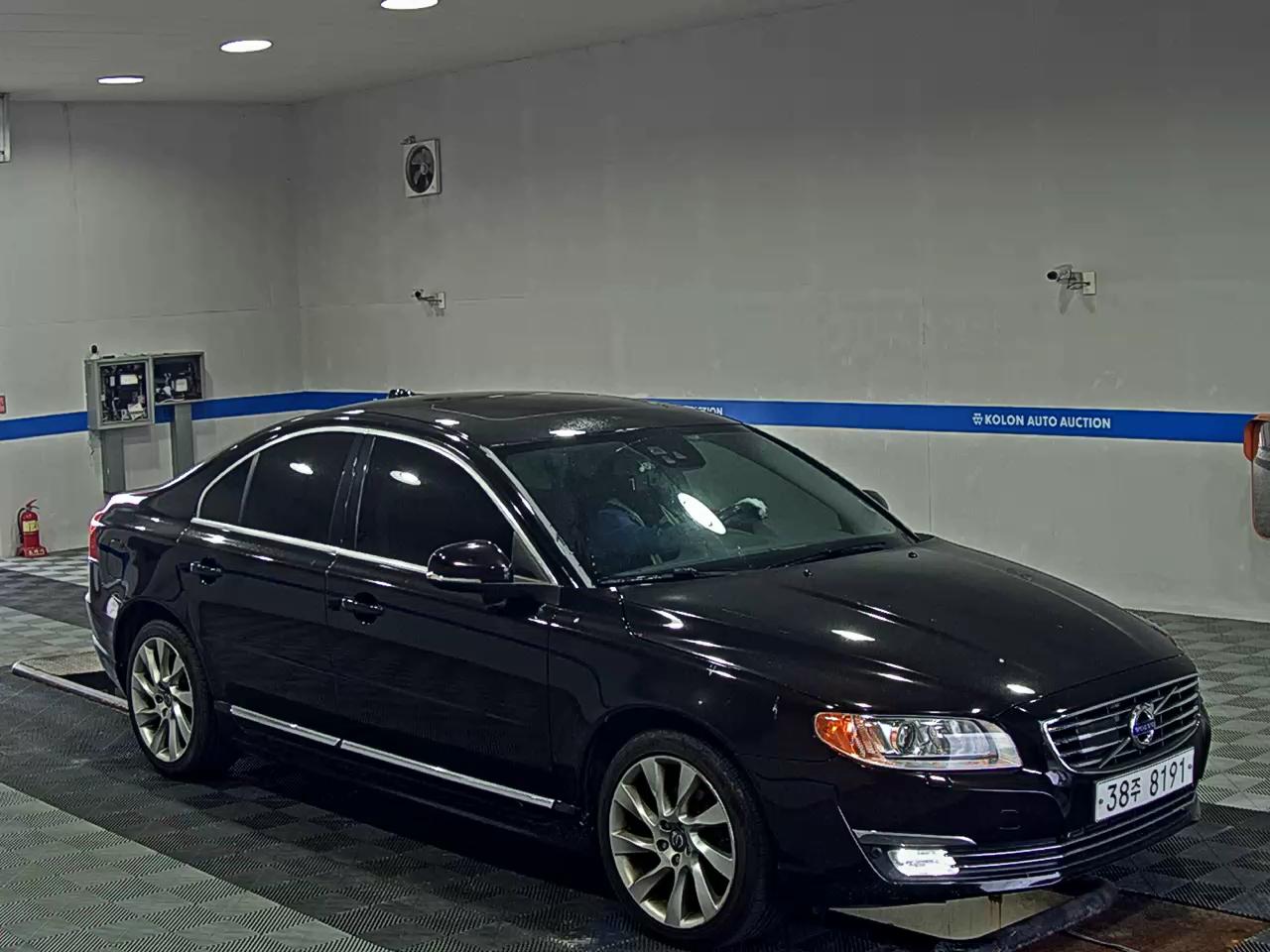 VOLVO S80 (2ND GEN) D5 2014 - zdjęcie 3
