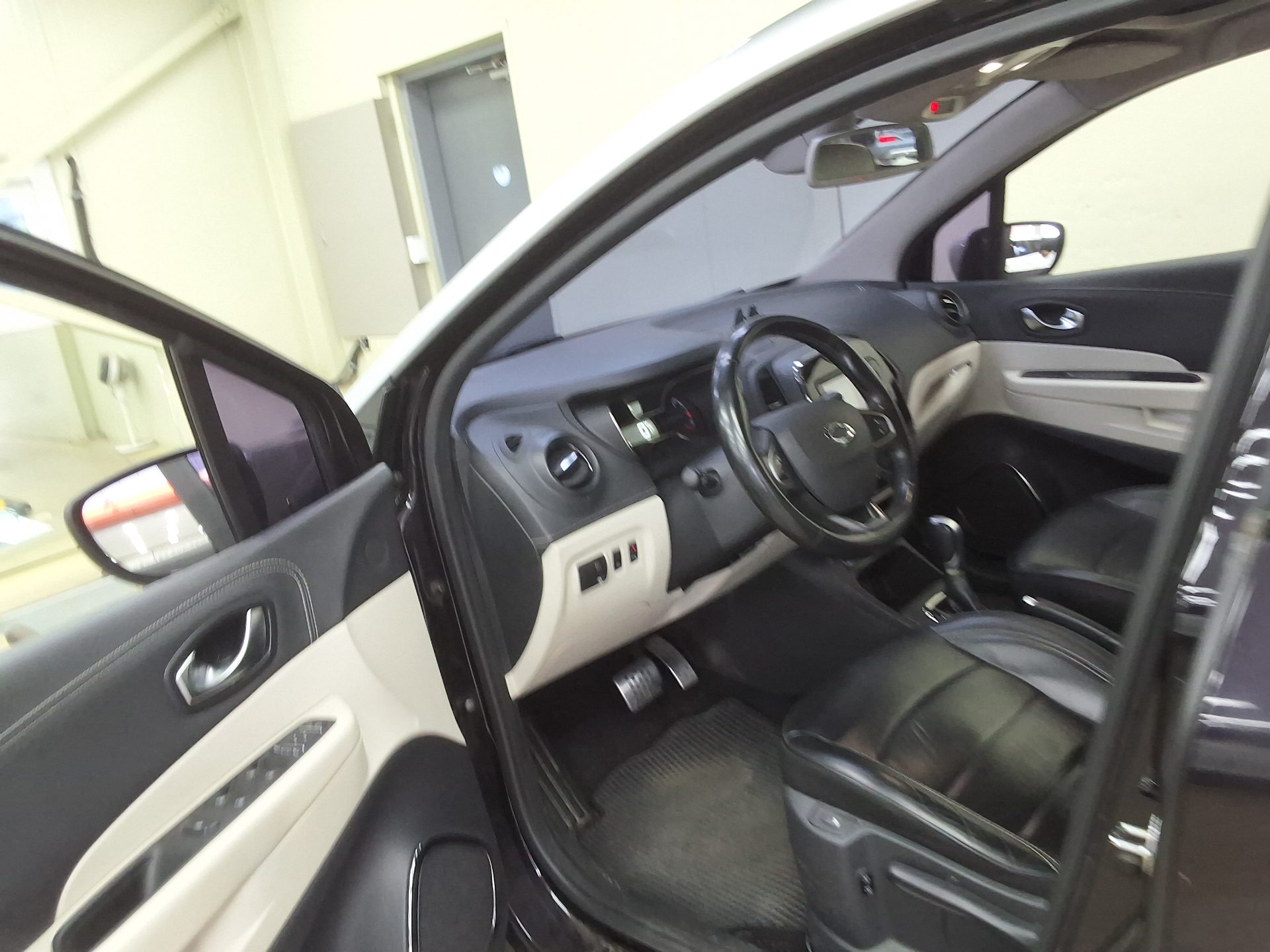 RENAULT (SAMSUNG) NEW QM3 1.5 dCi RE SIGNATURE 2019 - zdjęcie 11