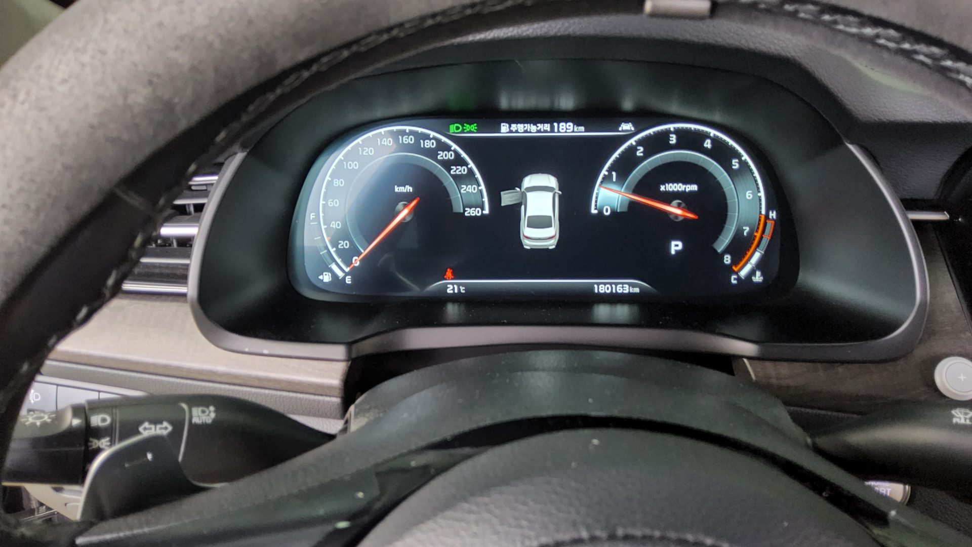 KIA K7 PREMIER 3.0 GDi SIGNATURE 2020 - zdjęcie 9