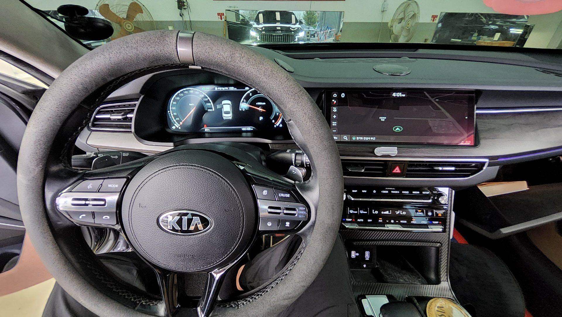 KIA K7 PREMIER 3.0 GDi SIGNATURE 2020 - zdjęcie 18