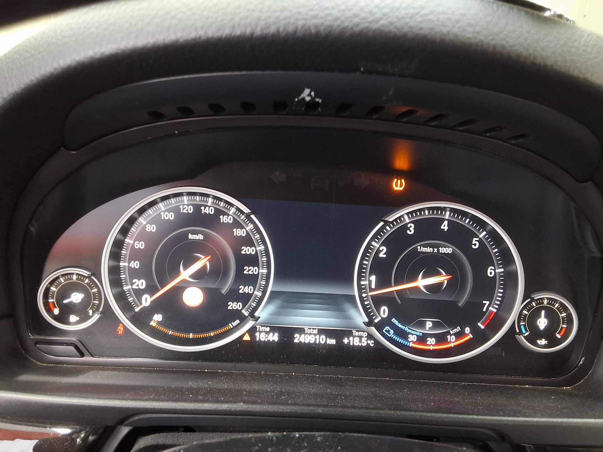 BMW 5 SERIES (6TH GEN) 528i xDRIVE M AERODYNAMIC 2016 - zdjęcie 10