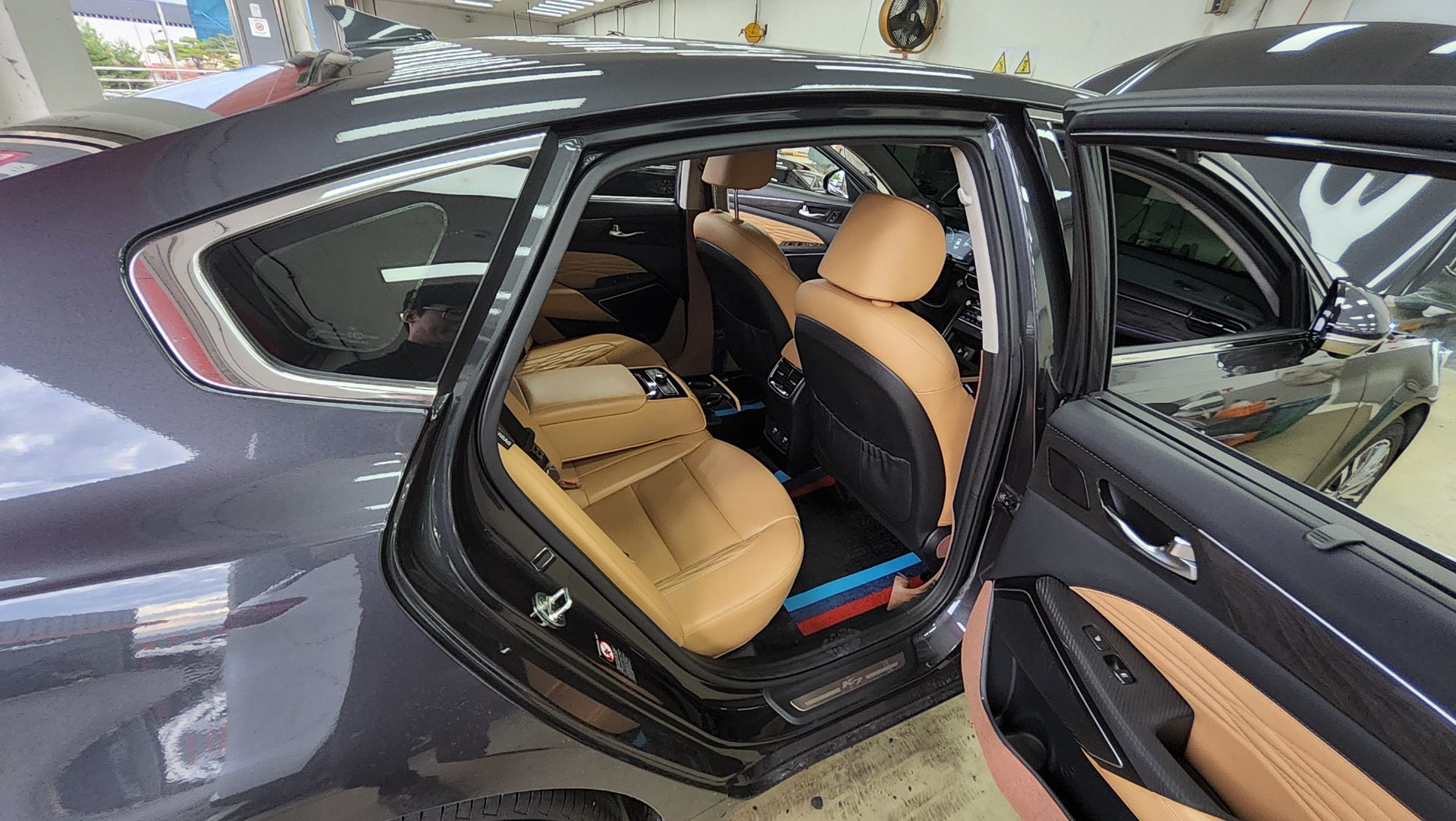 KIA K7 PREMIER 3.0 GDi SIGNATURE 2020 - zdjęcie 13