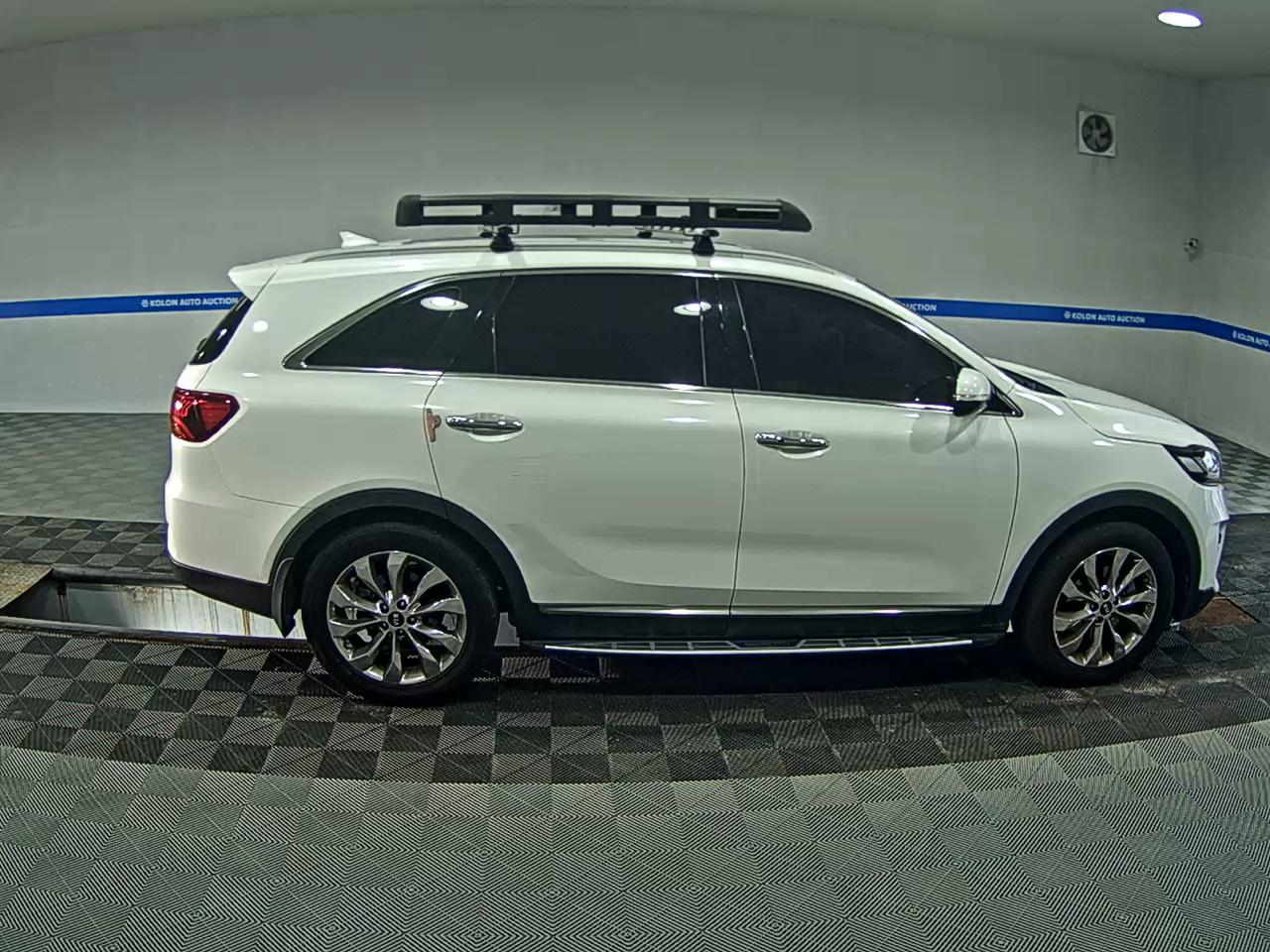 KIA THE NEW SORENTO DIESEL R2.2 2WD PRESTIGE 2018 - zdjęcie 4