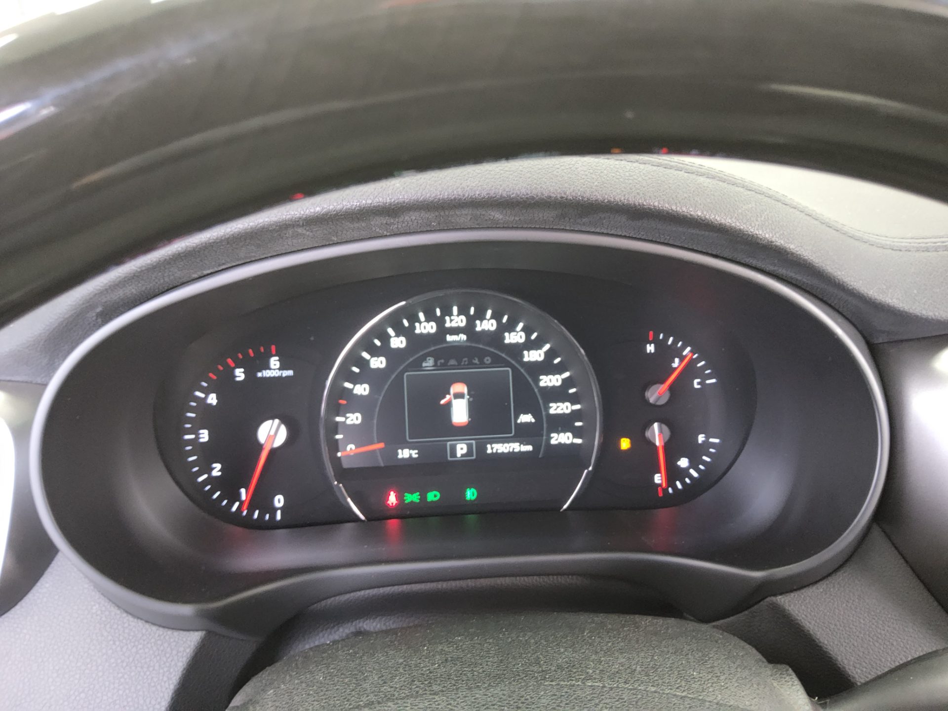 KIA ALL NEW SORENTO R2.2 4WD NOBLESSE SPECIAL 2015 - zdjęcie 9