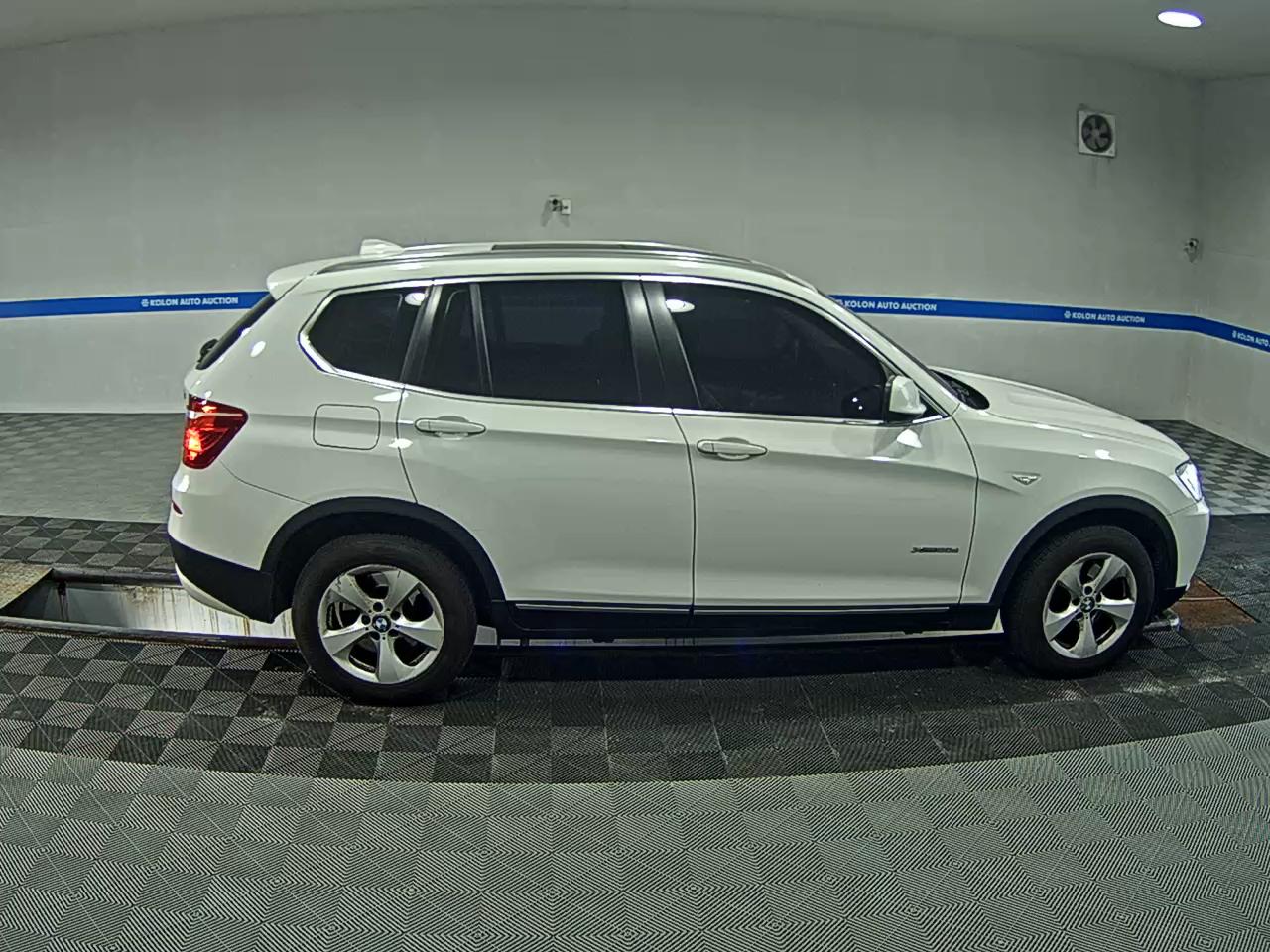BMW X3 (2ND GEN) 30d xDRIVE HIGH 2014 - zdjęcie 4