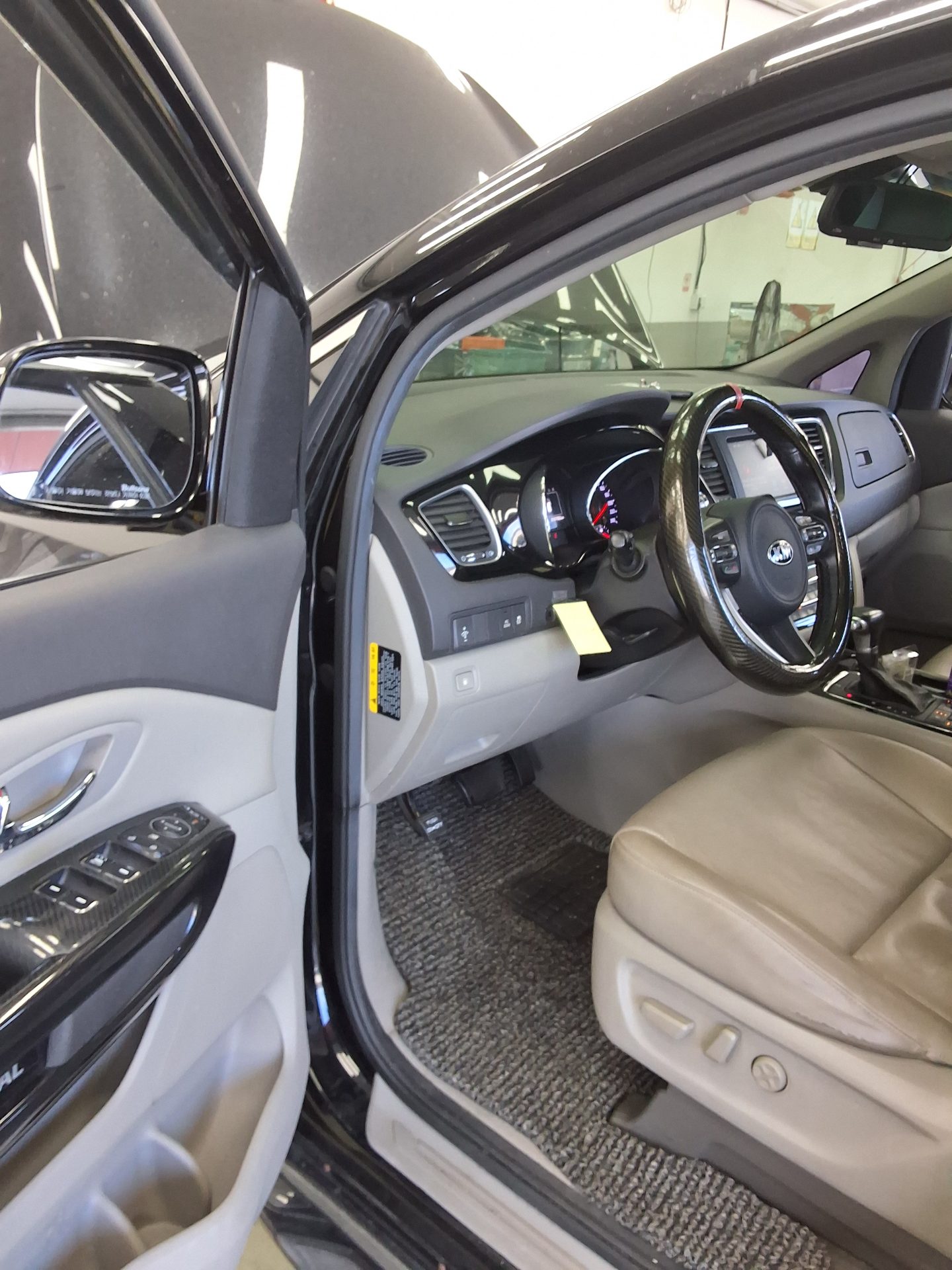 KIA ALL NEW CARNIVAL 9-SEATER DIESEL PRESTIGE 2017 - zdjęcie 10